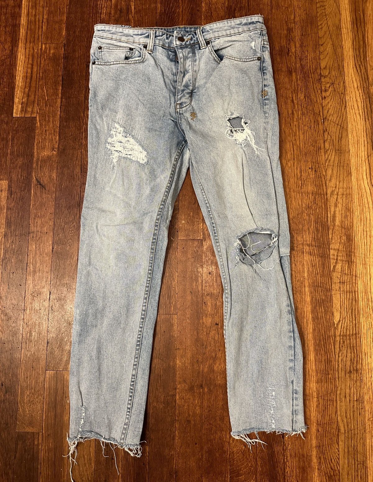 Ksubi KSUBI CROPPED AND DISTRESSED SKINNY JEANS 32 Size US 32 / EU 48 - 1 Thumbnail