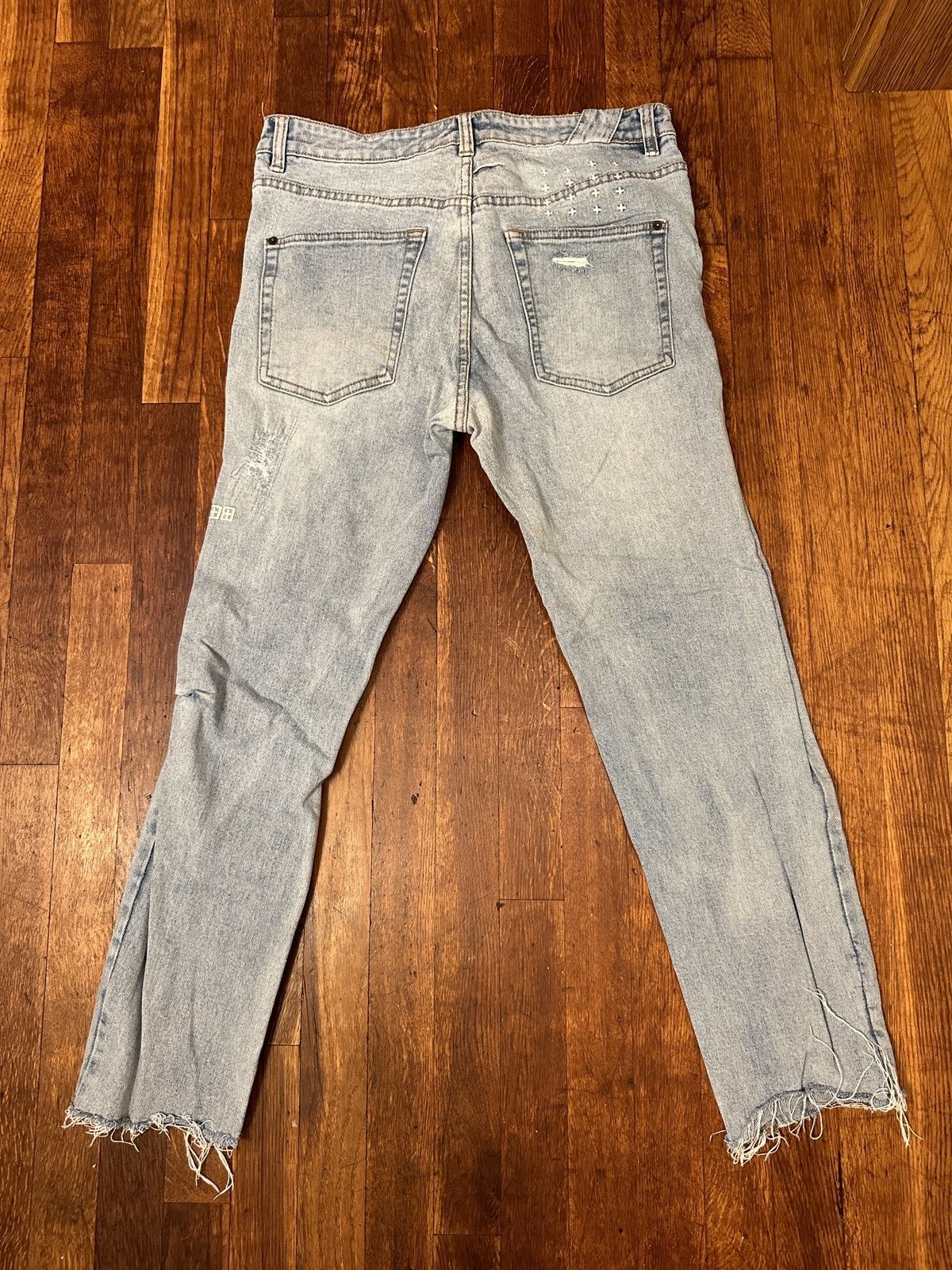 Ksubi KSUBI CROPPED AND DISTRESSED SKINNY JEANS 32 Size US 32 / EU 48 - 2 Thumbnail