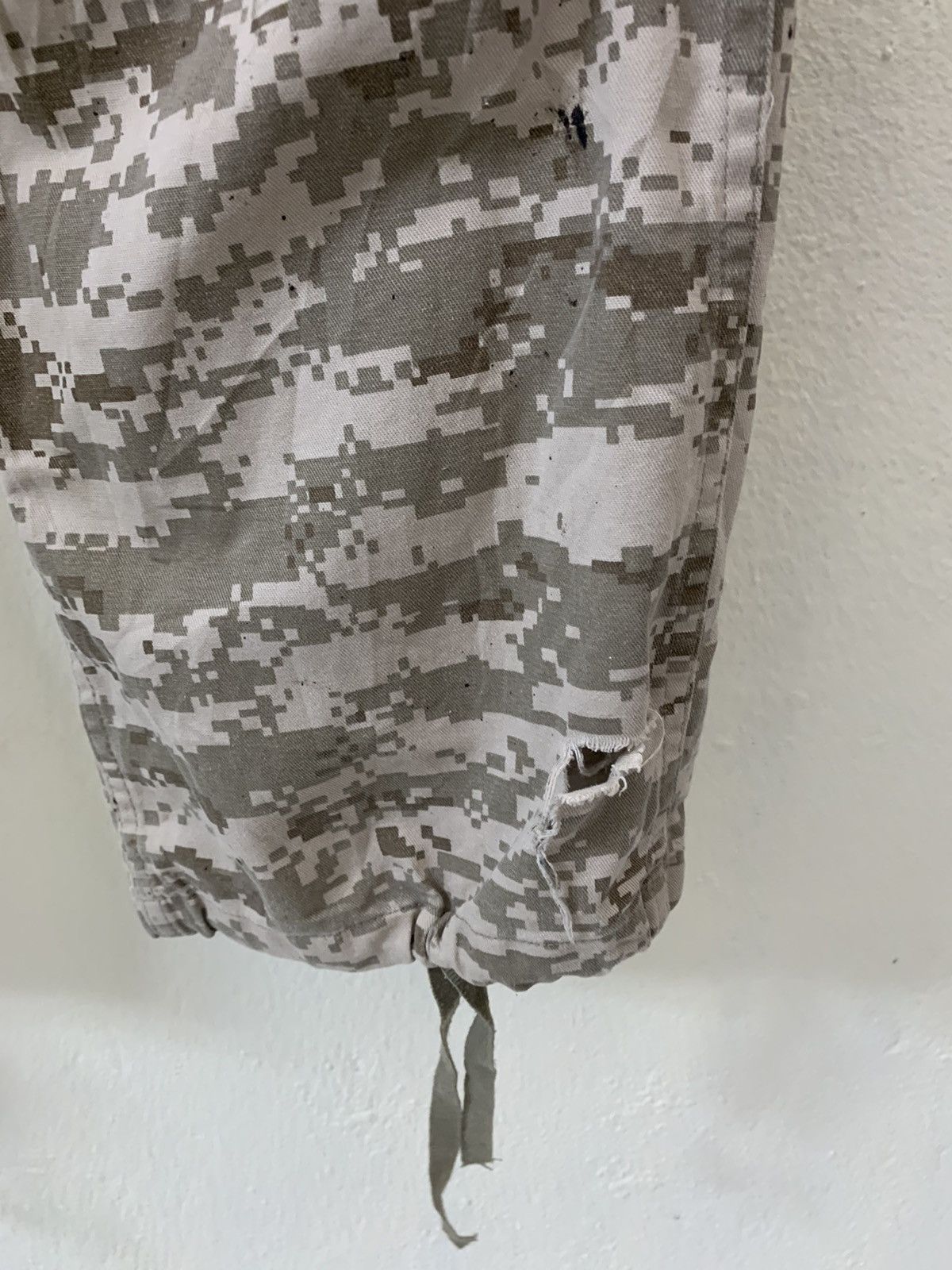 Japanese Brand Japanese Brand Camo Utility Tactical Military Cargo Pants Size US 35 - 5 Thumbnail