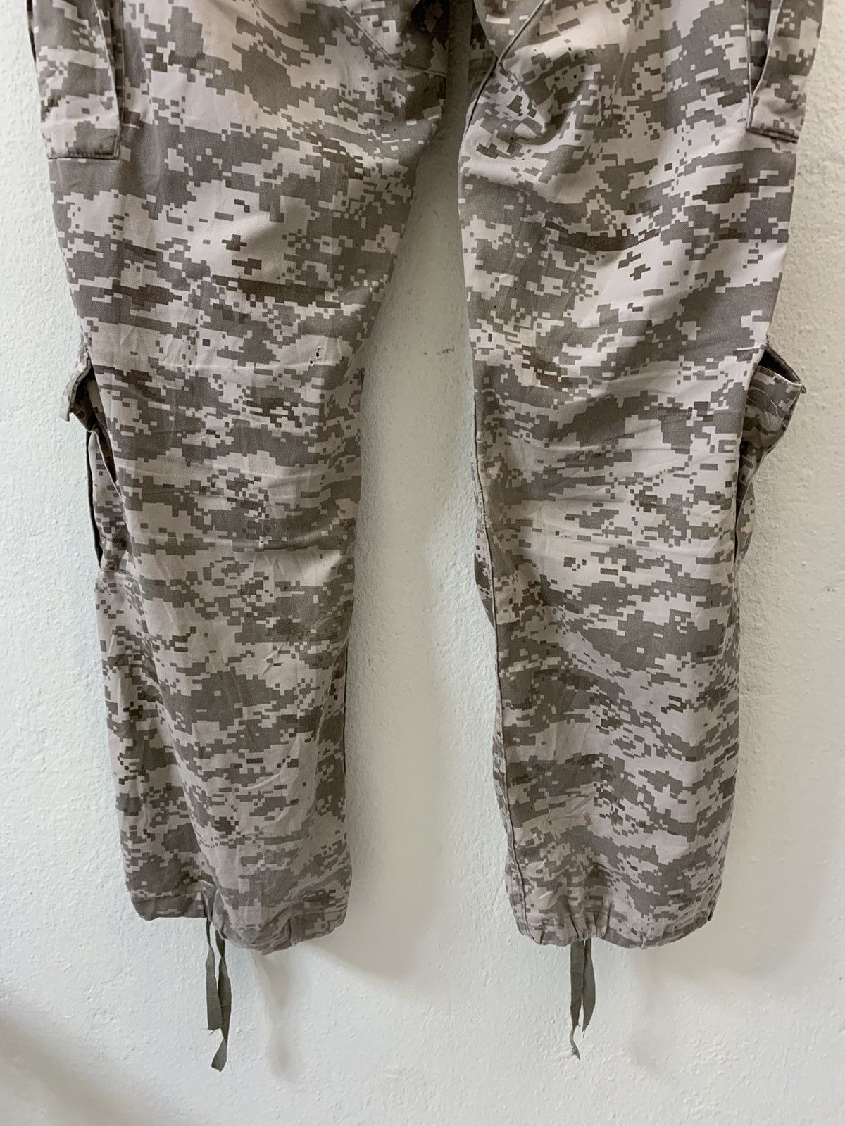 Japanese Brand Japanese Brand Camo Utility Tactical Military Cargo Pants Size US 35 - 9 Thumbnail