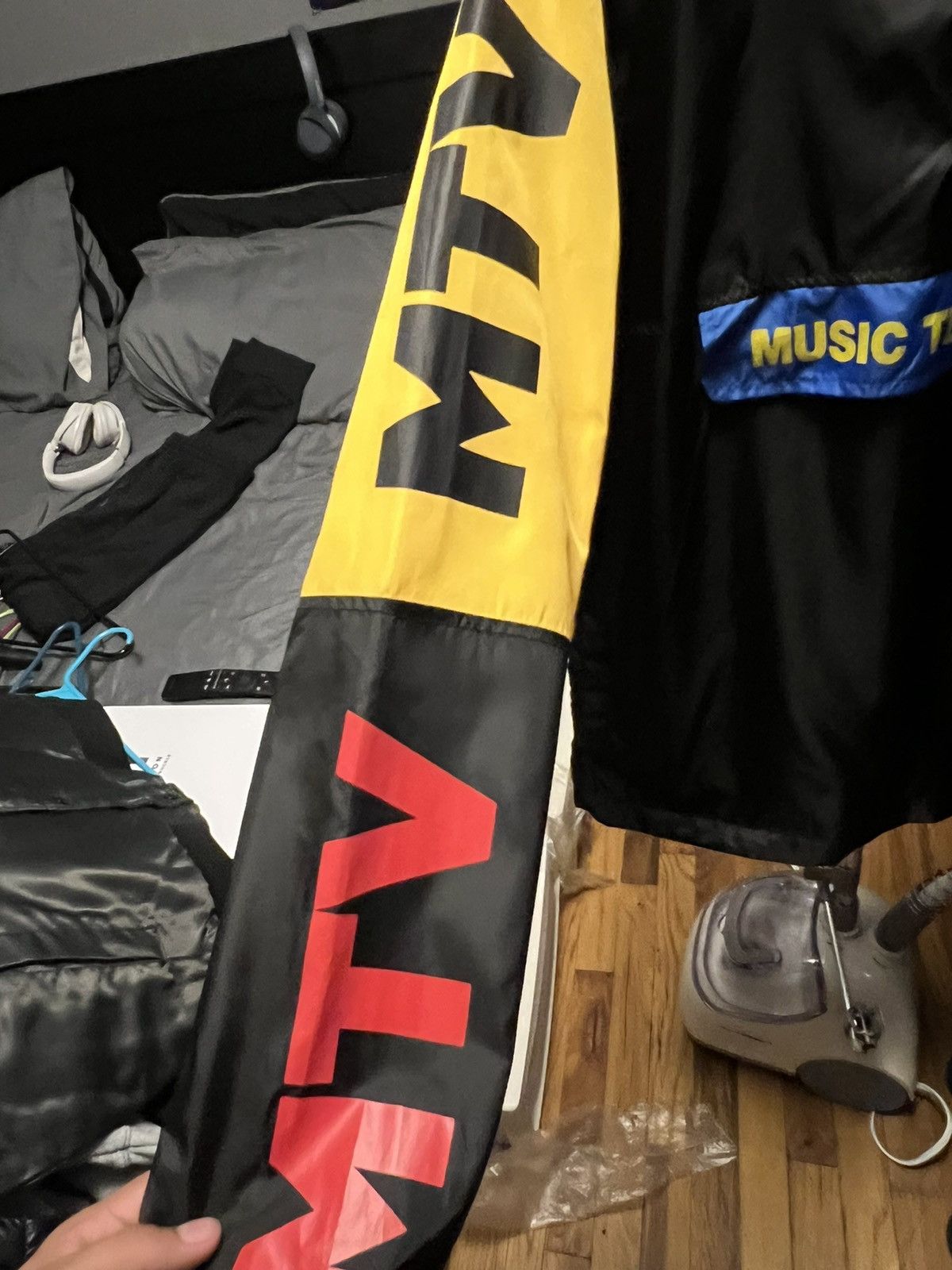 Mtv MTV Pullover Windbreaker Size US M / EU 48-50 / 2 - 4 Thumbnail