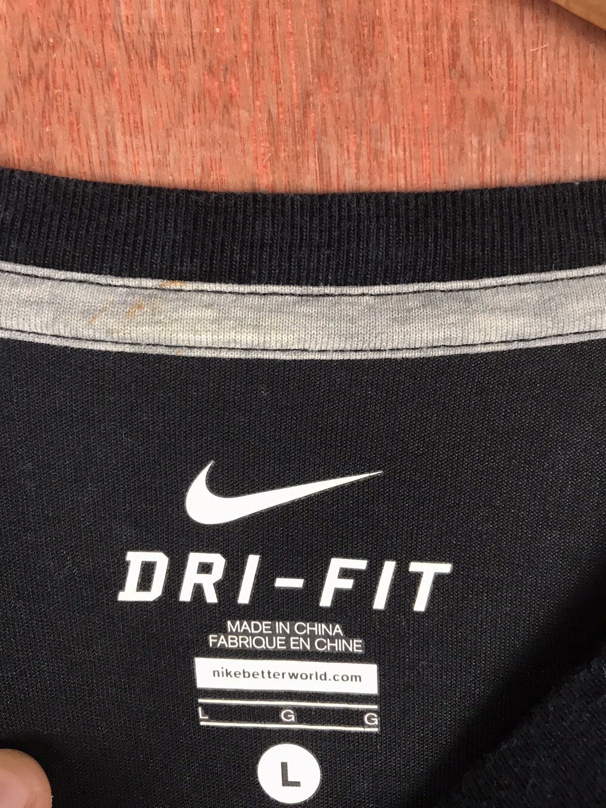 Nike Vintage Nike Series Shirt Sleeve T-Shirt #2246 Size US L / EU 52-54 / 3 - 6 Thumbnail