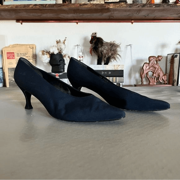 Stuart Weitzman × Vintage Stuart Weitzman Point Toe Wrapped Satin Heels Size US 12 / IT 42 - 8 Thumbnail