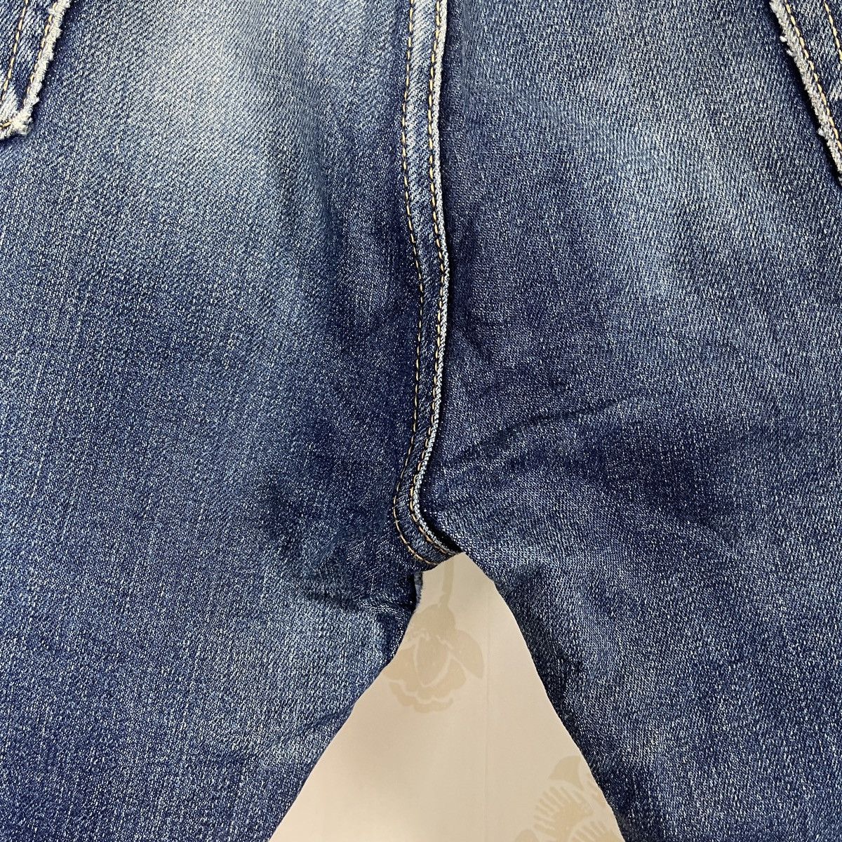Levi's × Levi's Vintage Clothing Levis 505 R Tag Distressed Denim Jeans Straight Cut Size US 34 / EU 50 - 21 Thumbnail