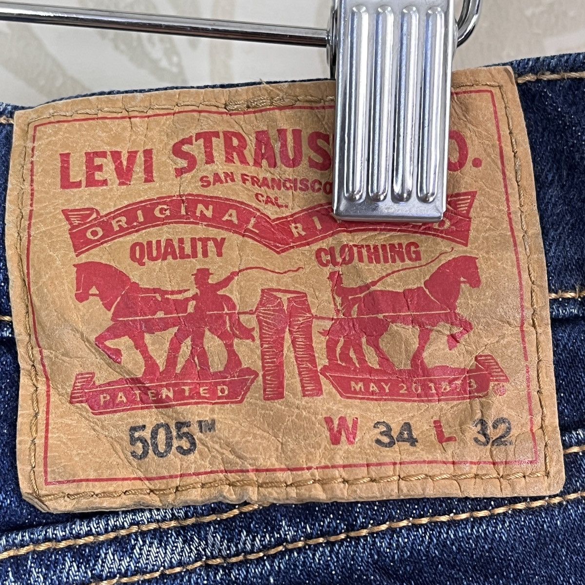 Levi's × Levi's Vintage Clothing Levis 505 R Tag Distressed Denim Jeans Straight Cut Size US 34 / EU 50 - 19 Thumbnail