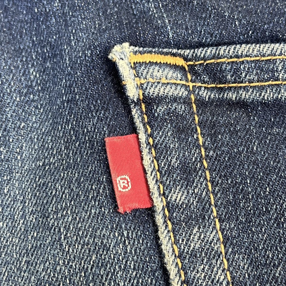 Levi's × Levi's Vintage Clothing Levis 505 R Tag Distressed Denim Jeans Straight Cut Size US 34 / EU 50 - 20 Thumbnail