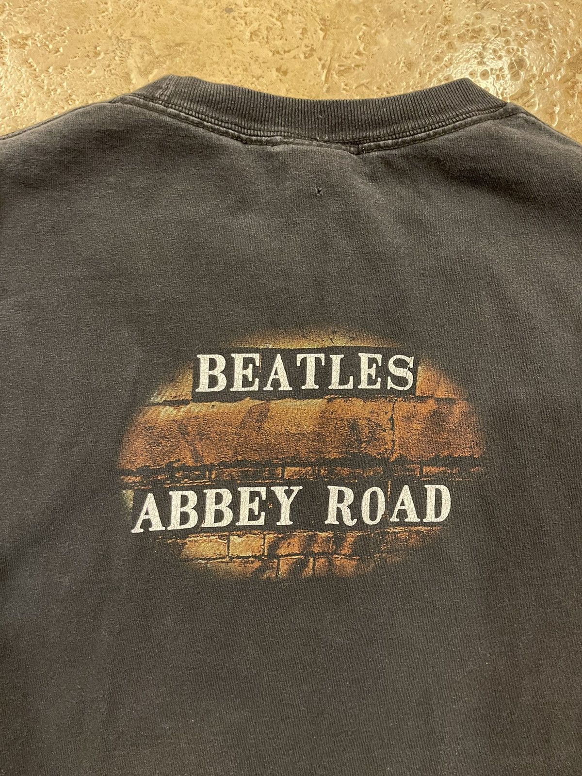 Band Tees Vintage The Beatles Abbey Road Apple Corp 1999 Tee Size US L / EU 52-54 / 3 - 9 Thumbnail
