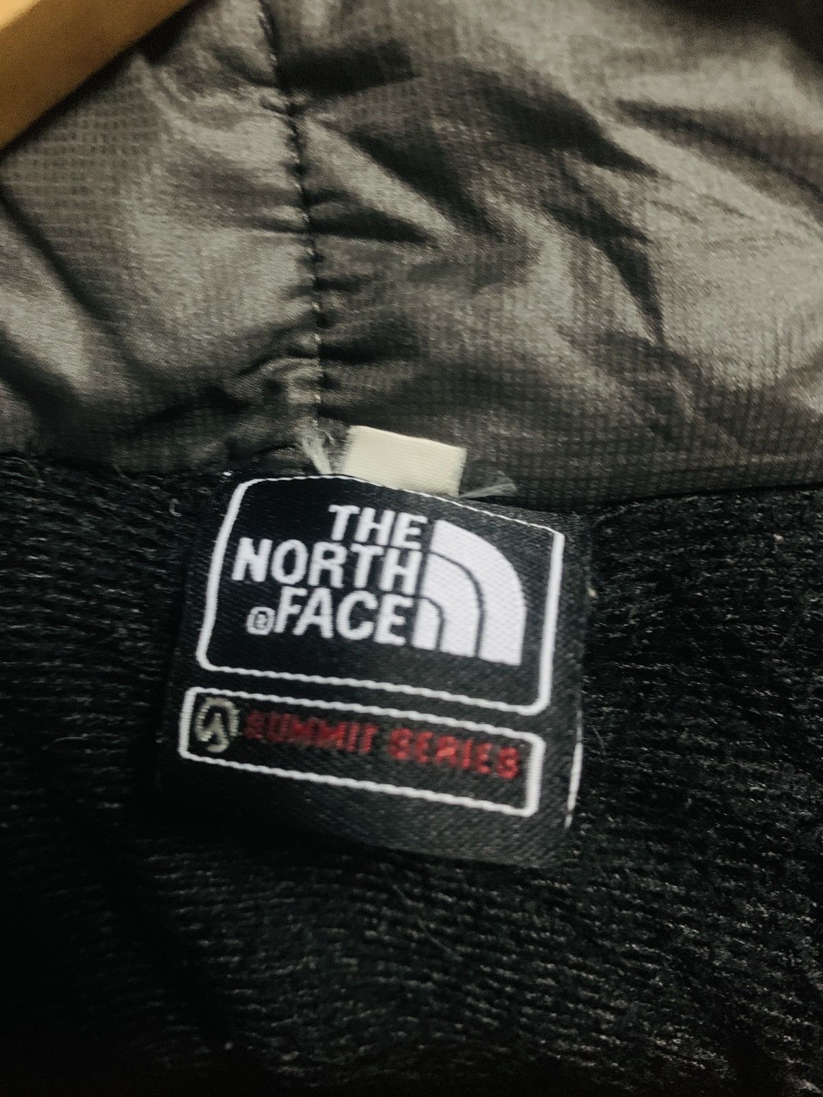 The North Face × Vintage VINTAGE TNF PUFFER DOWN NUPTSE 800 SUMMIT VEST Size US S / EU 44-46 / 1 - 6 Thumbnail