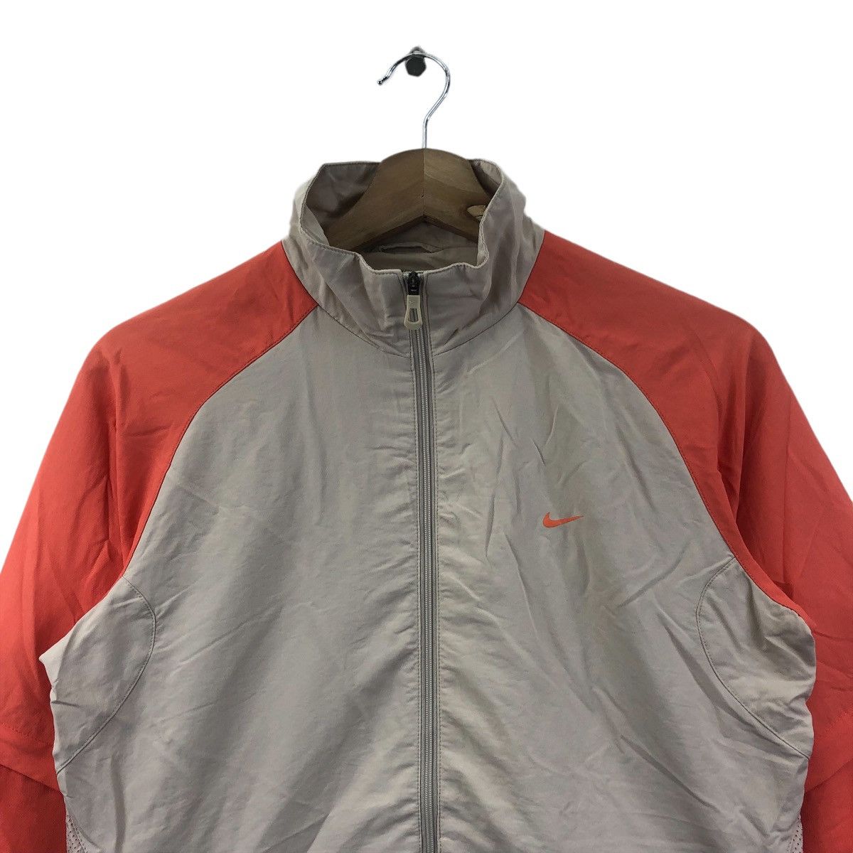 Vintage NIKE GOLF ESSENTIAL Swoosh Sportswear Light