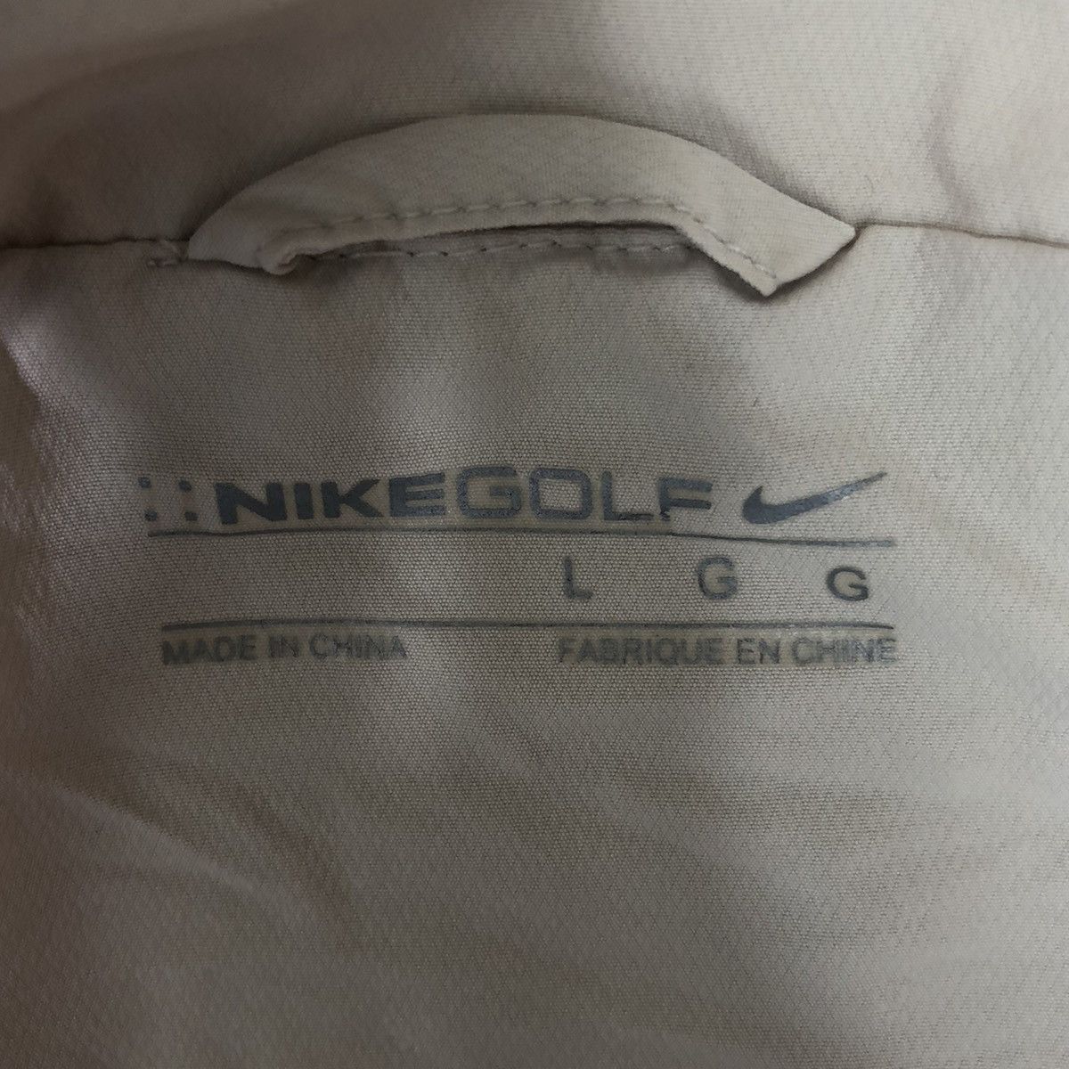 Vintage NIKE GOLF ESSENTIAL Swoosh Sportswear Light