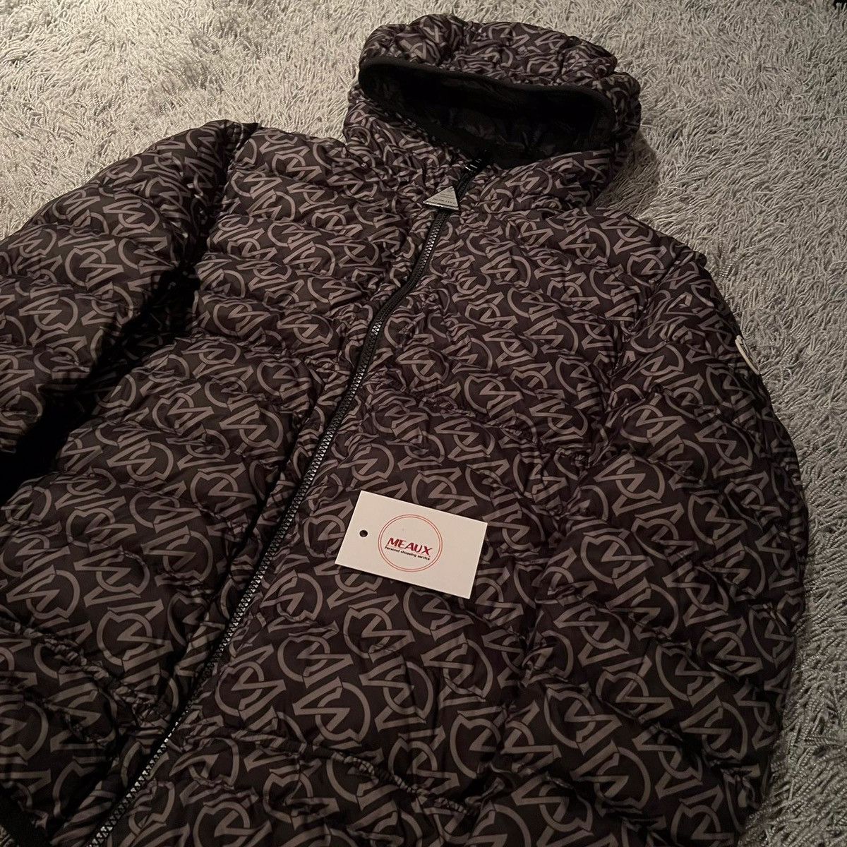 Moncler Moncler ‘ZOIS’ reversible jacket maya tib gui acorus agay 3 Size US L / EU 52-54 / 3 - 9 Thumbnail