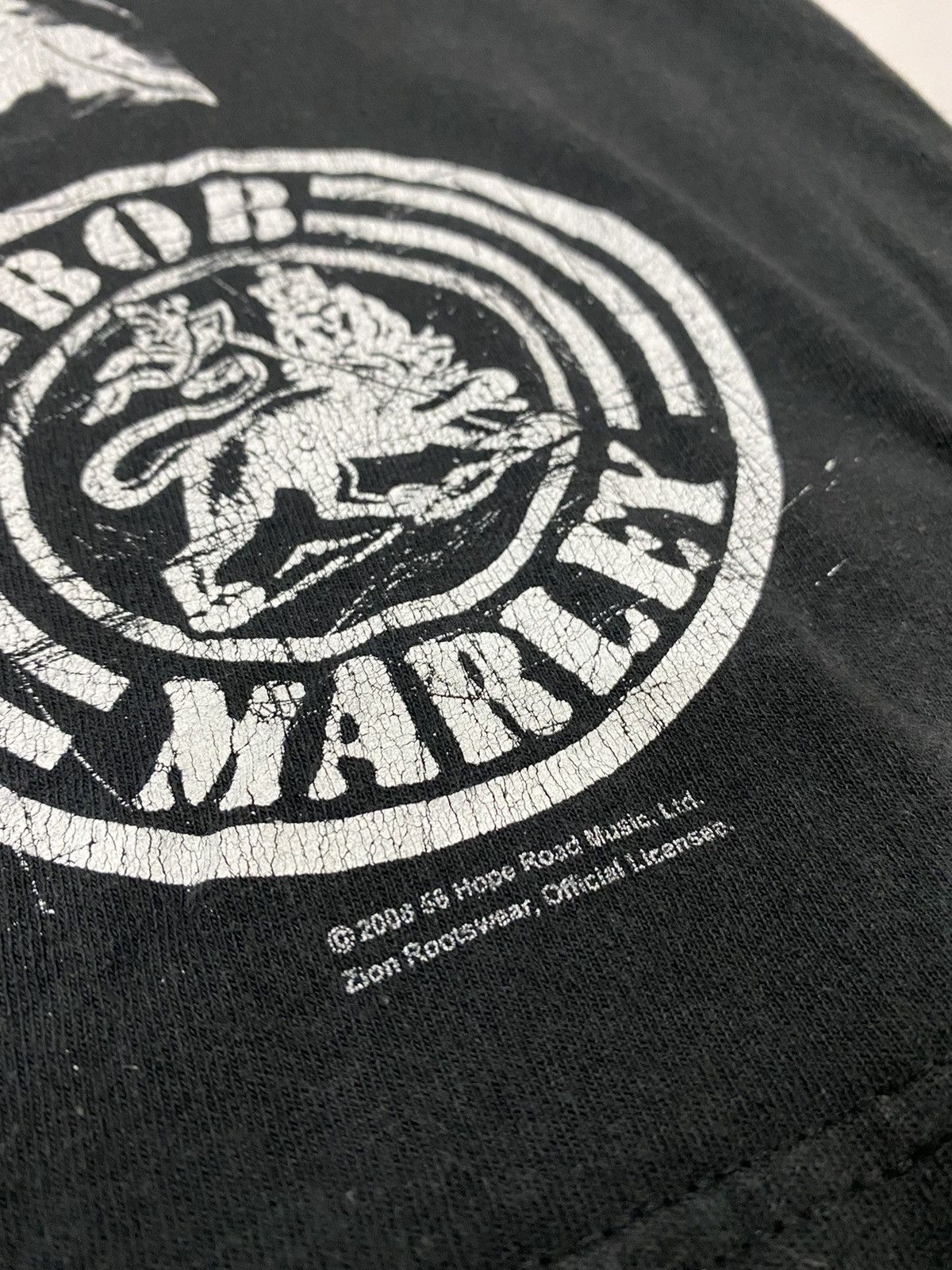 Band Tees Classic 2008 Bob Marley Zion Rootswear Fade Black Tee Size US M / EU 48-50 / 2 - 3 Thumbnail