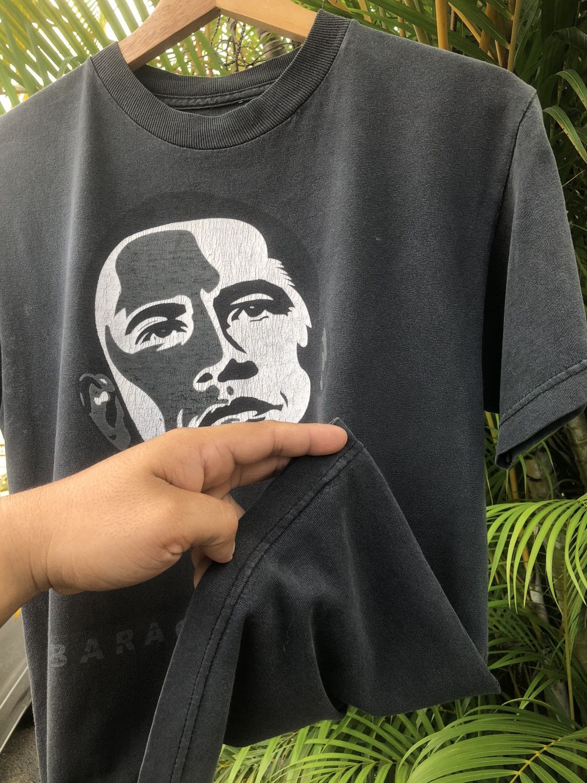President's Last Drop🔥Rare🔥Vintage Barack Obama Sun Faded Tee Size US S / EU 44-46 / 1 - 6 Thumbnail