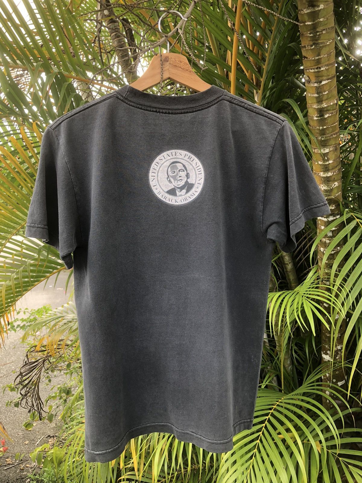 President's Last Drop🔥Rare🔥Vintage Barack Obama Sun Faded Tee Size US S / EU 44-46 / 1 - 3 Thumbnail