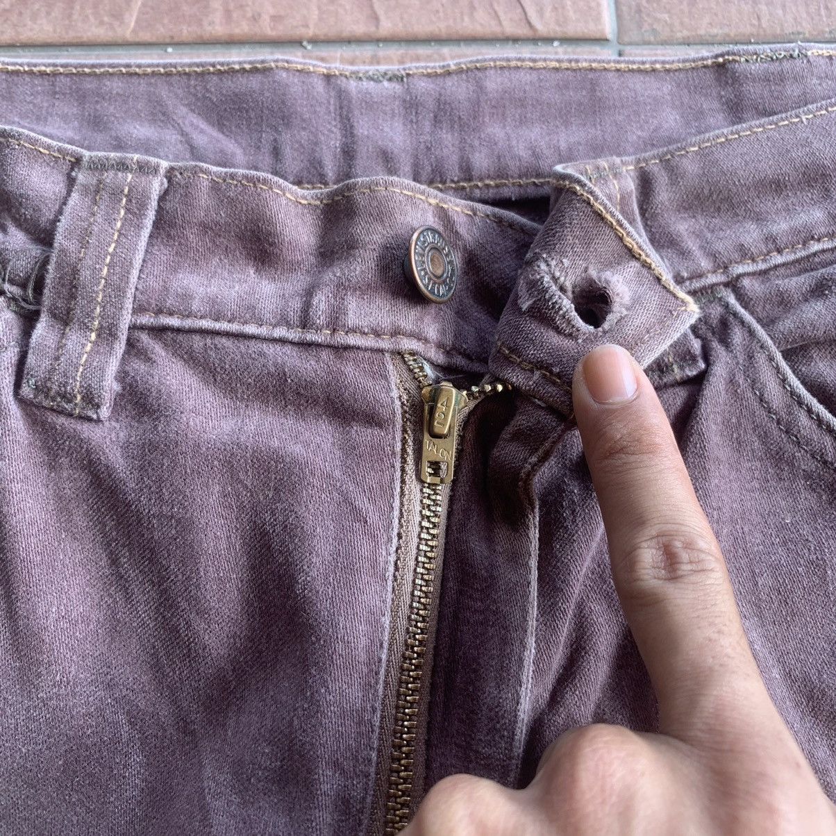 Levi's × Levi's Vintage Clothing × Vintage 💥 1980’s VINTAGE LEVI’S TROUSERS FADED LEVIS ANKLE PANTS Size US 27 - 6 Thumbnail