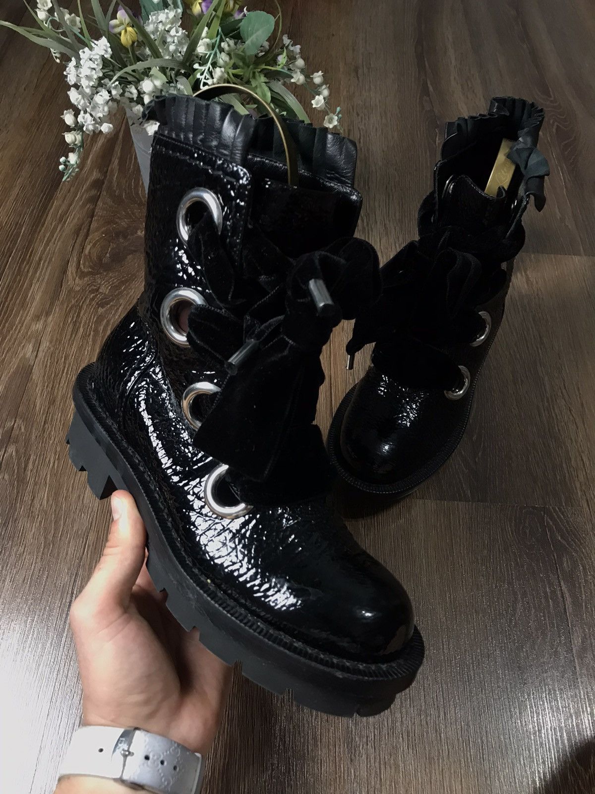 Alexander McQueen 750 $ Alexander Mqueen black bouts made in Italy Size US 5 / EU 37 - 1 Thumbnail