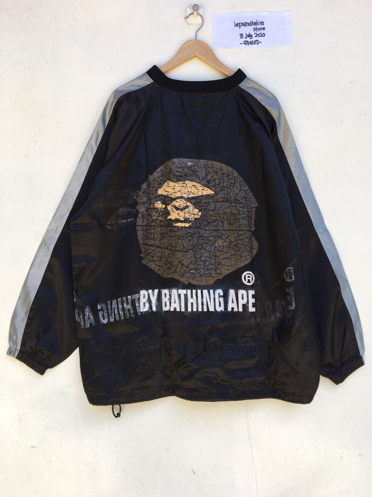 Bape × Vintage Rare BAPE A Bathing Ape Waterproof Oversized Raincoat Size US L / EU 52-54 / 3 - 1 Thumbnail