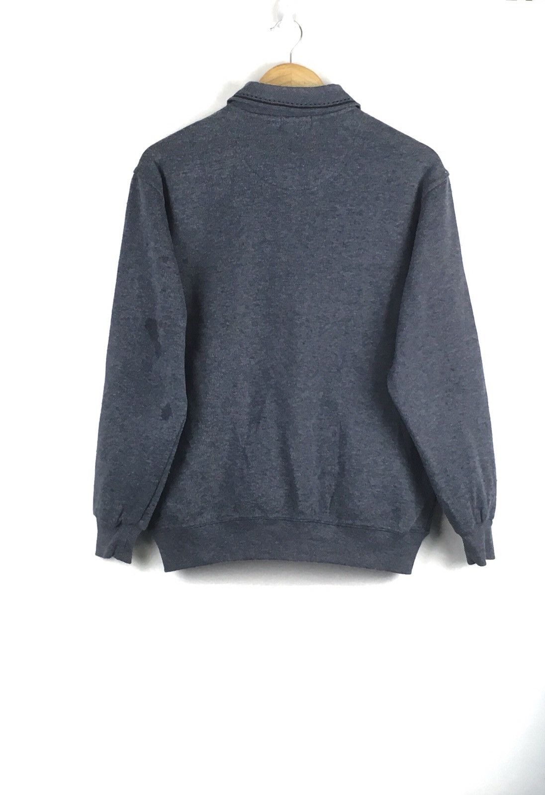 Vintage Vintage Men’s Club Jeans Collar Stripes Sweatshirt Size US M / EU 48-50 / 2 - 3 Thumbnail