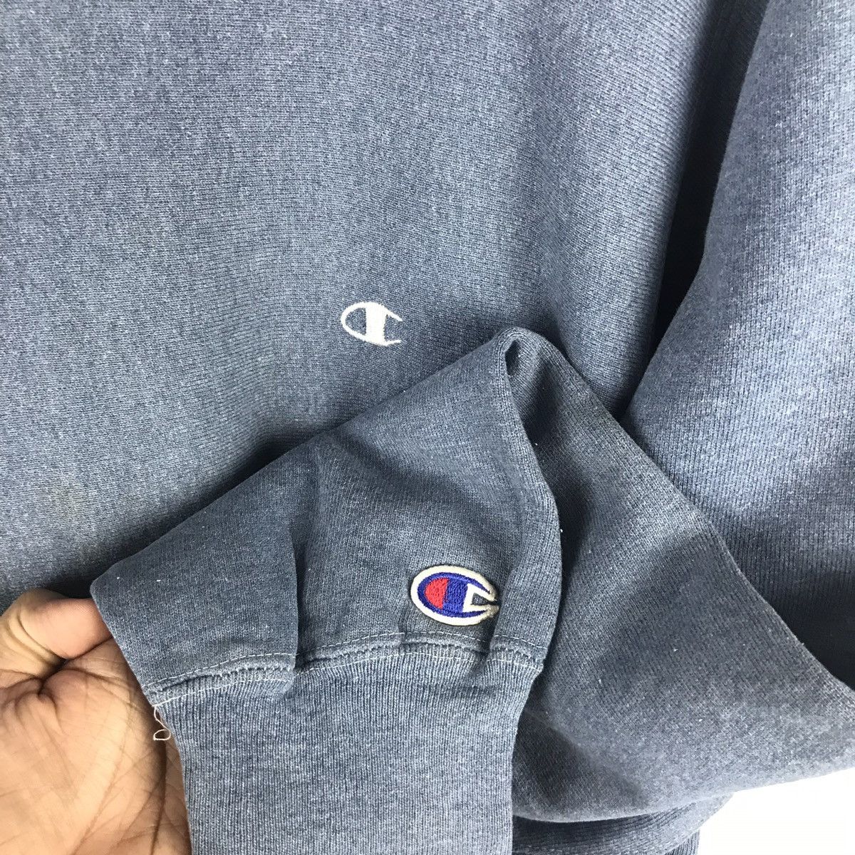 Champion × Vintage Vintage Champion Small Logo Medium Size Sweatshirt Size US M / EU 48-50 / 2 - 3 Thumbnail