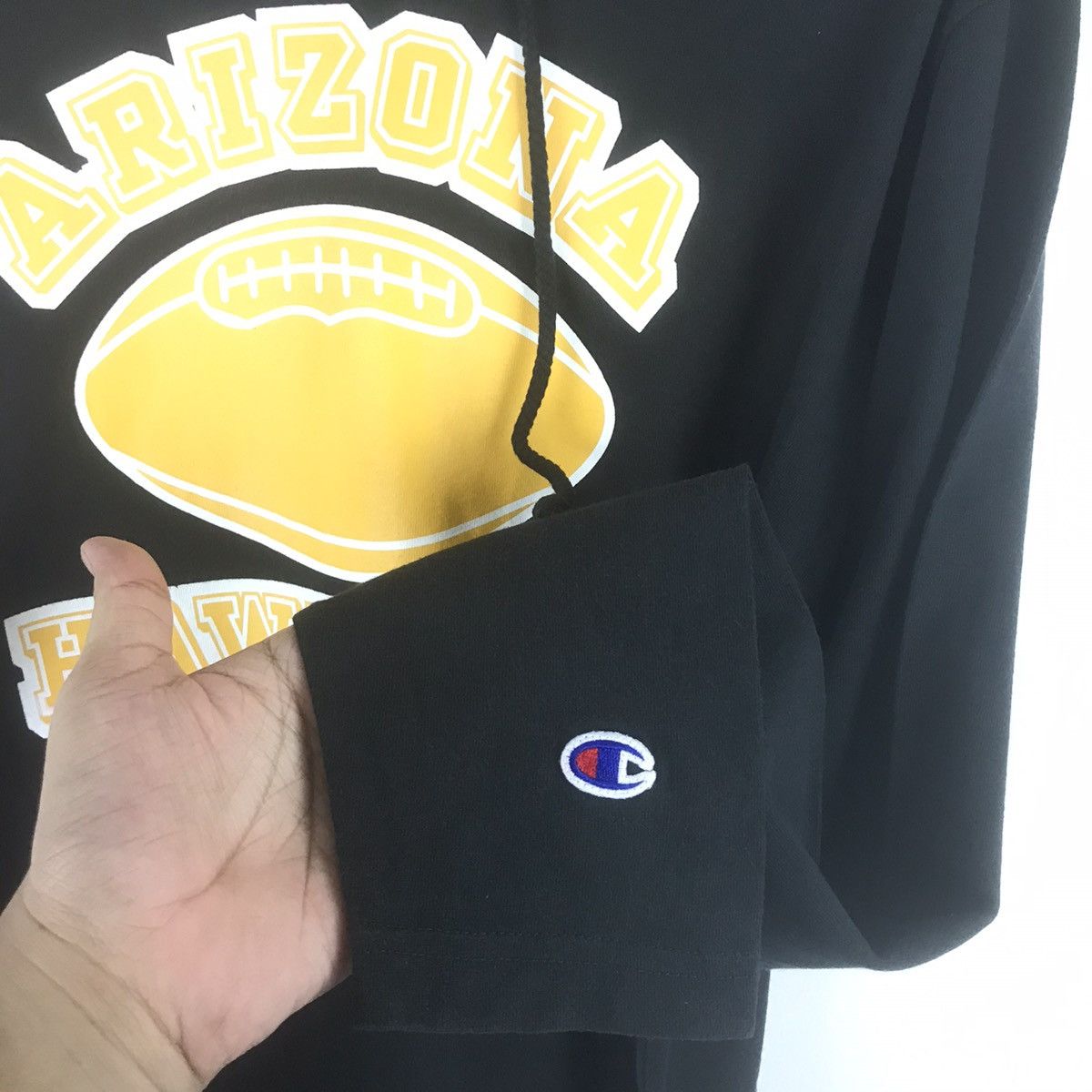 Champion Vintage Champion Arizona Hawkeyes Hoodie Large Size Black Size US L / EU 52-54 / 3 - 3 Thumbnail