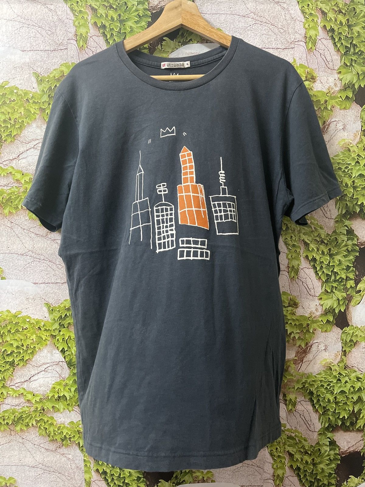 JEAN-MICHEL BASQUIAT X UNIQLO ART VERY RARE