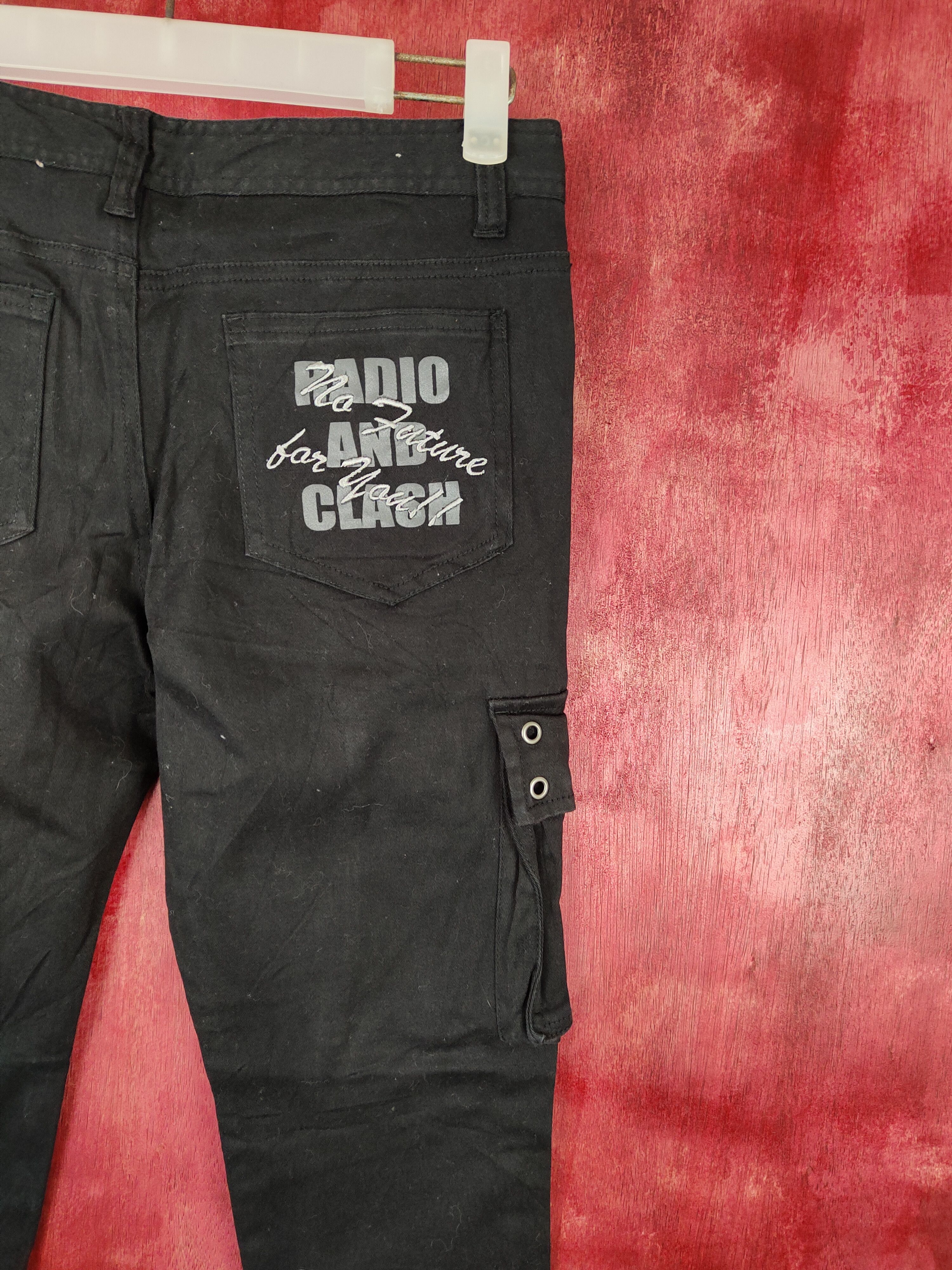Japanese Brand × Seditionaries DL Badnews Black Multi Pocket Tactical Cargo Pants #S476 Size 28" / US 6 / IT 42 - 13 Thumbnail