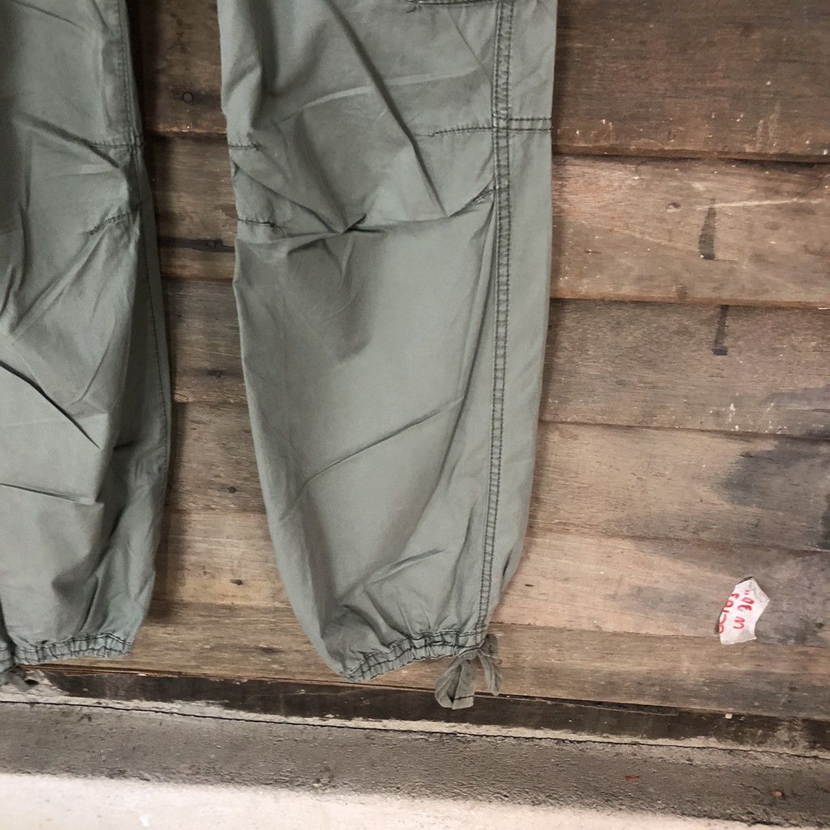 L.O.G.G. H&M LOGG multi pocket tactical Green Cargo Pants #4996 Size US 30 / EU 46 - 9 Thumbnail