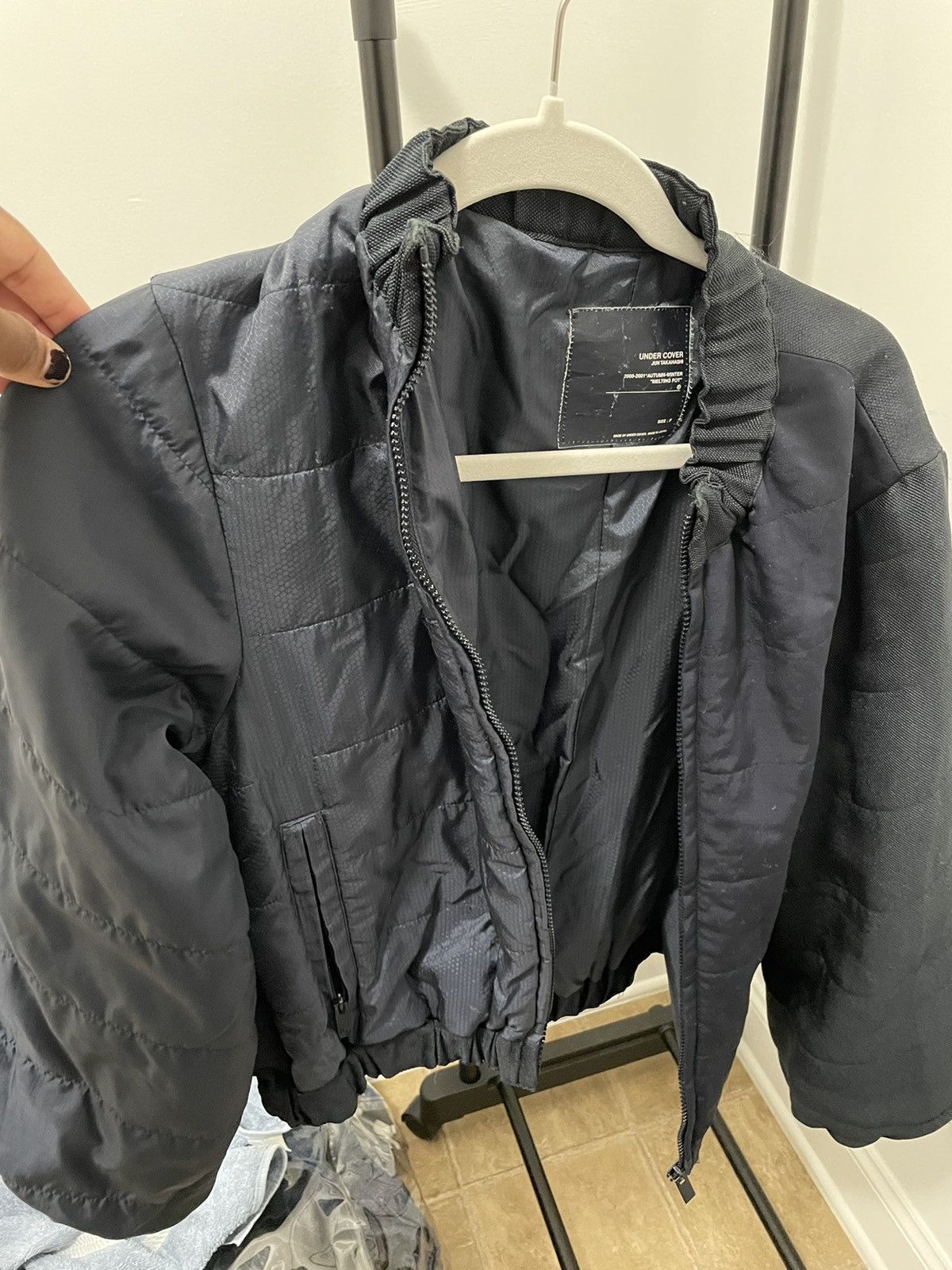 AW00 Undercover Hybrid Bomber