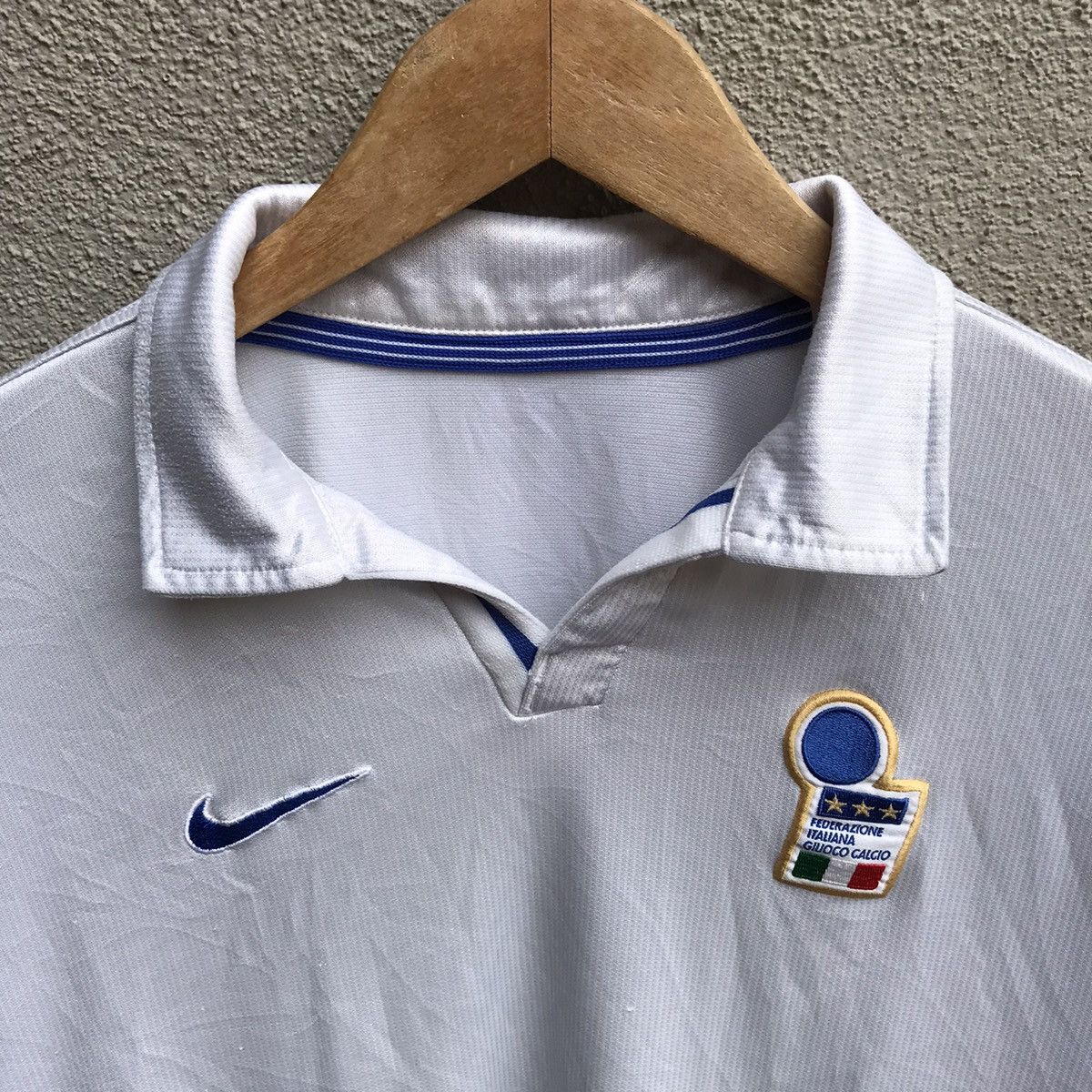 Vintage Vintage ITALY jersey football nike Size US L / EU 52-54 / 3 - 4 Thumbnail