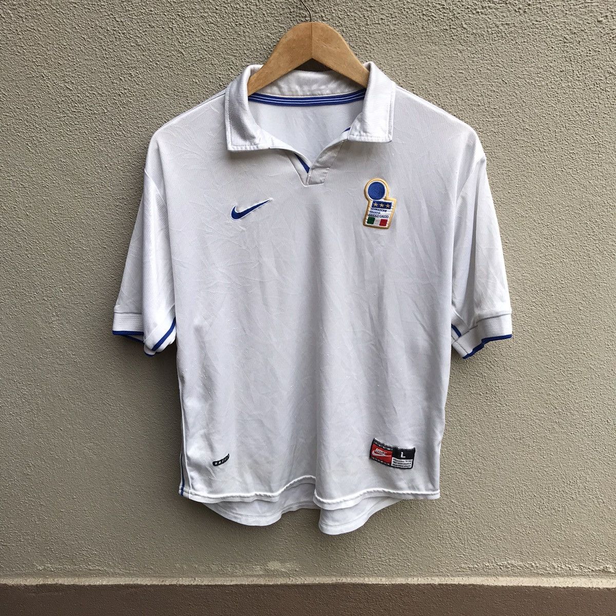 Vintage Vintage ITALY jersey football nike Size US L / EU 52-54 / 3 - 1 Thumbnail