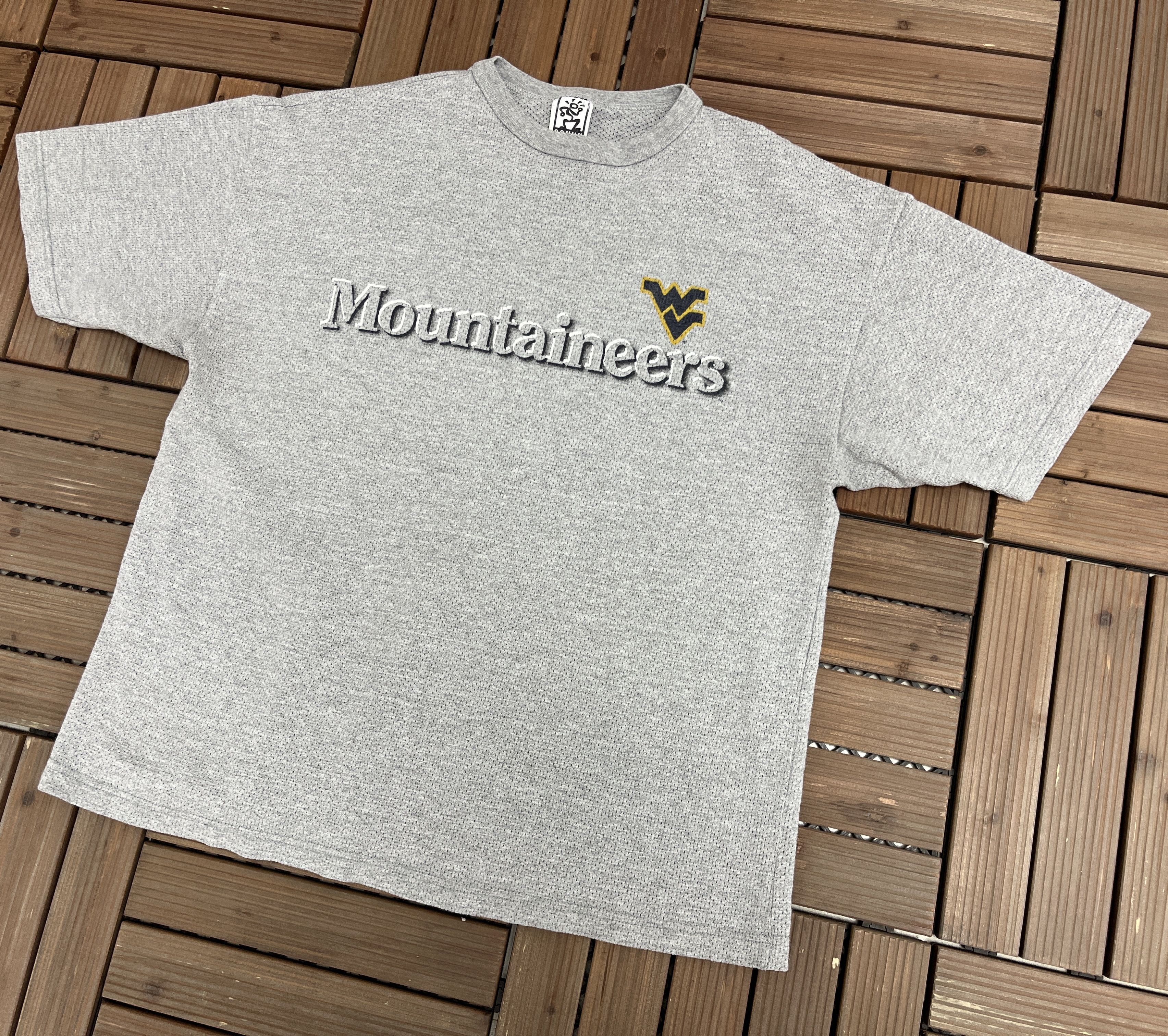 Vintage West Virginia Mountaineers Vintage College T-Shirt Size US L / EU 52-54 / 3 - 3 Thumbnail