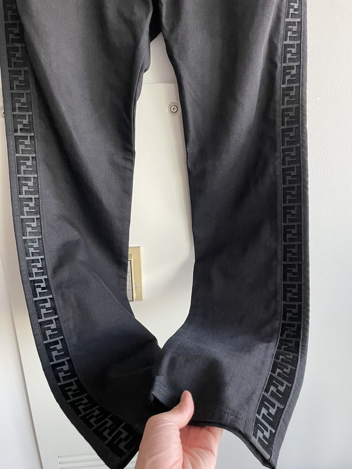 Fendi Limited Rare $2k Super Runway Brand New FF Logo Jeans Pant Size US 32 / EU 48 - 3 Thumbnail
