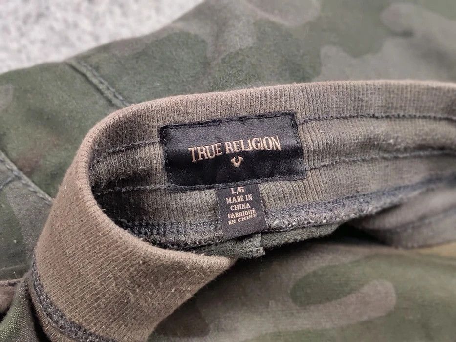 True Religion True Religion Vintage 90's Camo Logo Cotton Casual Shorts Size US 34 / EU 50 - 8 Thumbnail
