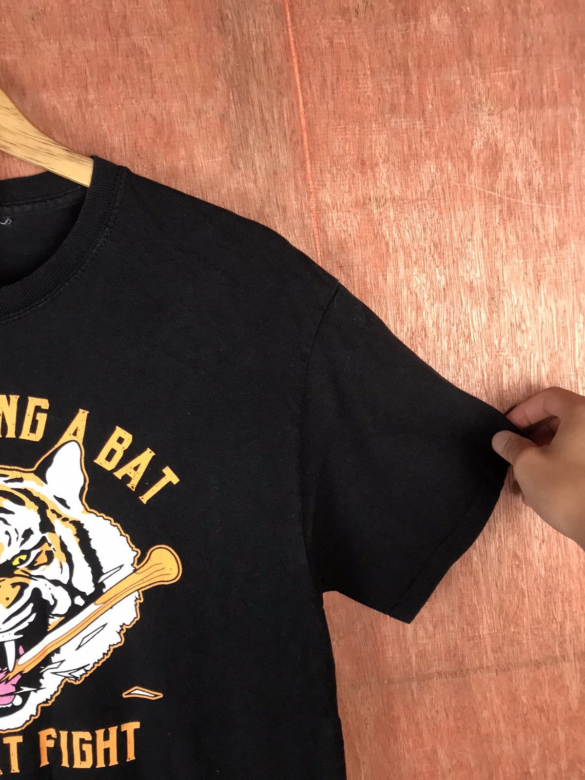 Japanese Brand Never Bring A Bat To A Cat Fight Graphic T-Shirt #2253 Size US M / EU 48-50 / 2 - 6 Thumbnail