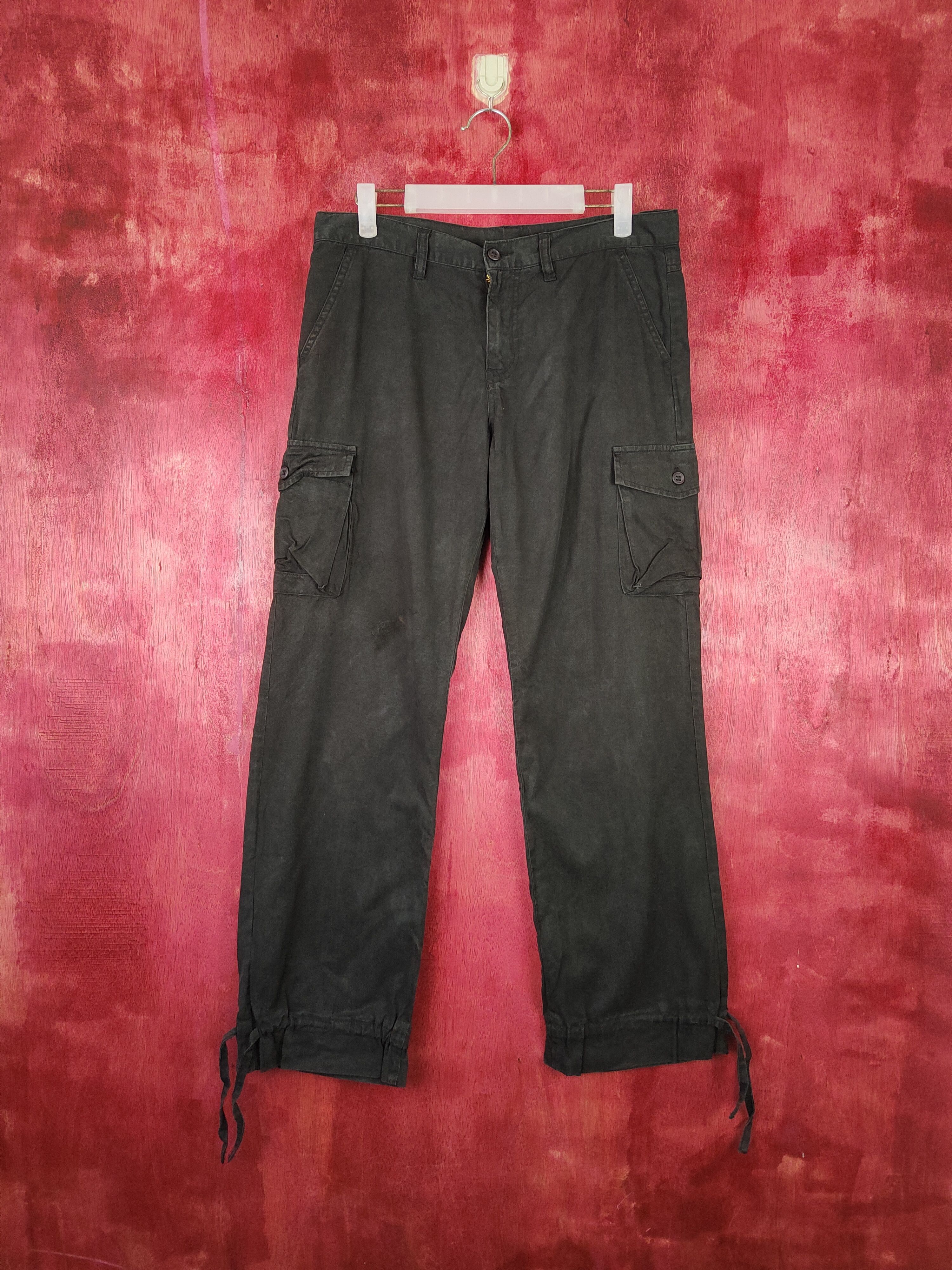 image of Vintage Black Multi Pocket Tactical Cargo Pants S475, Men's (Size 31)