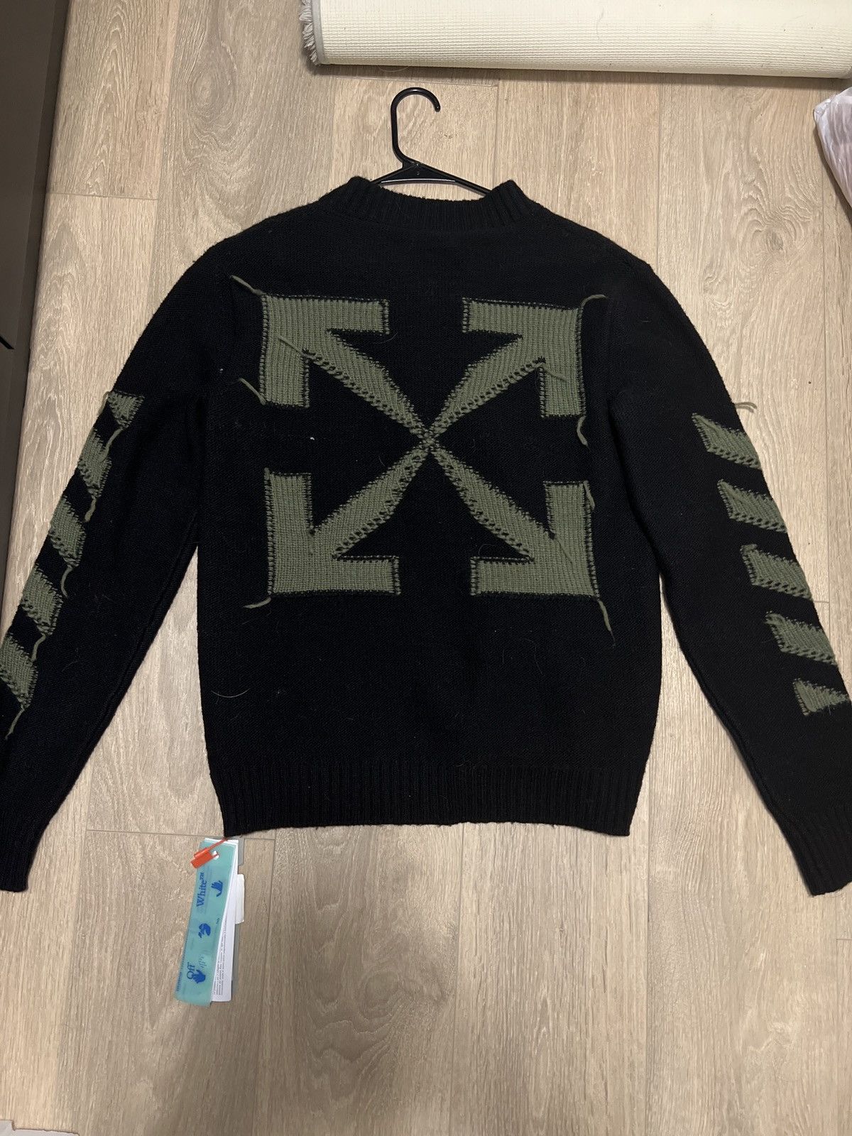 OFF-WHITE c/o Virgil selling Abloh Knit Sweater