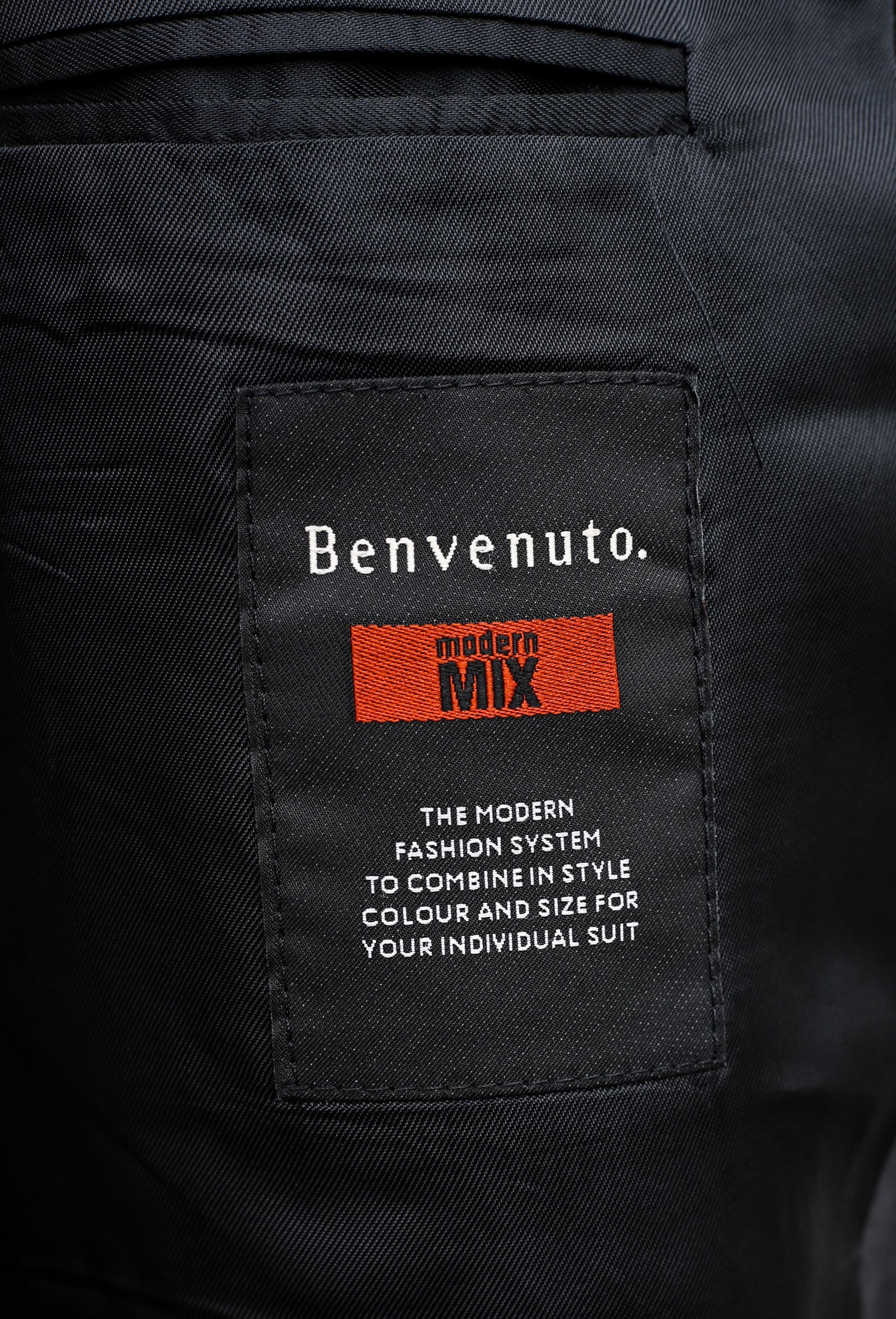 BENVENUTO. BENVENUTO UK 42S Blazer And UK 40S Vest 2 Pieces Size 42S - 6 Thumbnail
