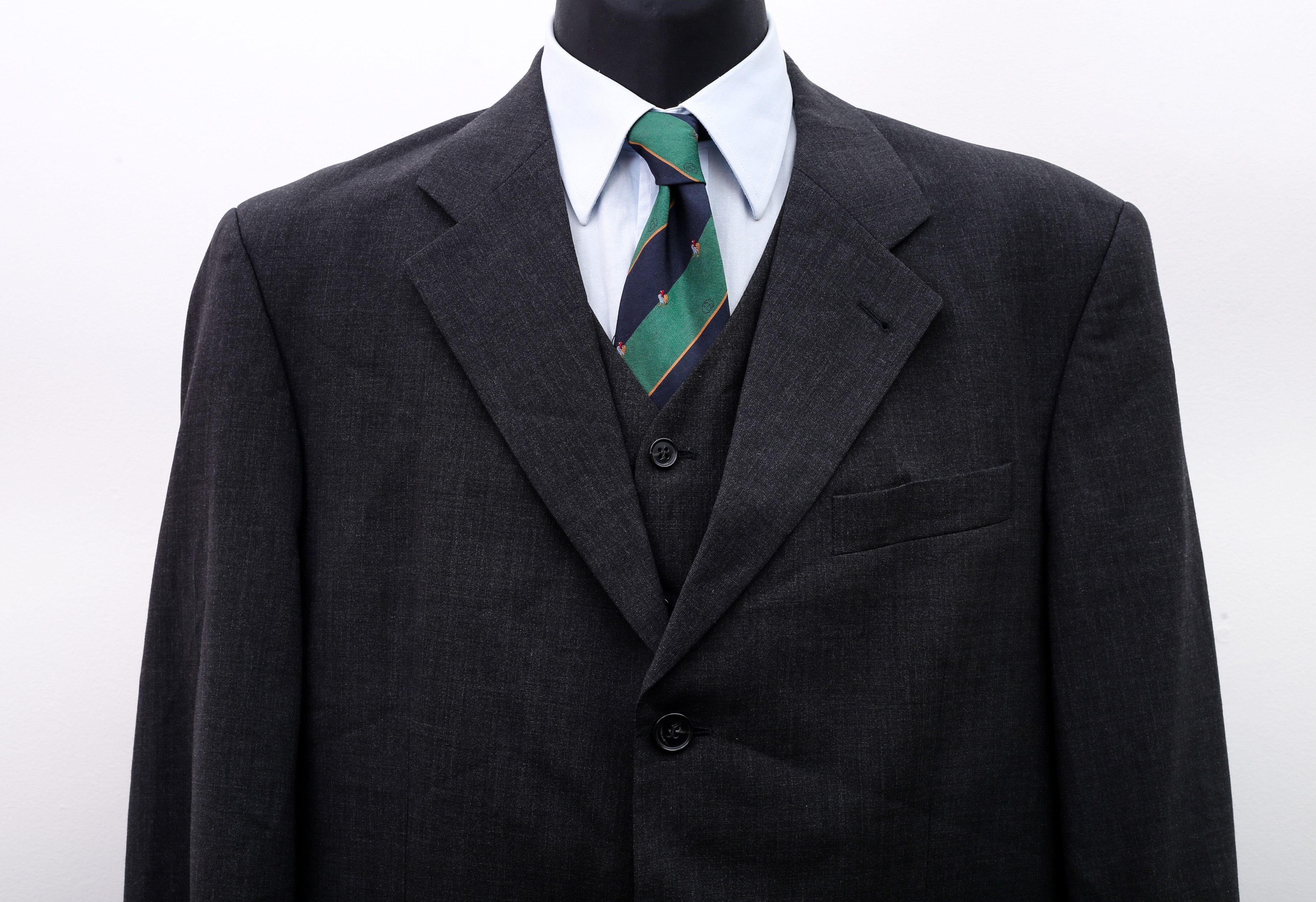 BENVENUTO. BENVENUTO UK 42S Blazer And UK 40S Vest 2 Pieces Size 42S - 2 Thumbnail
