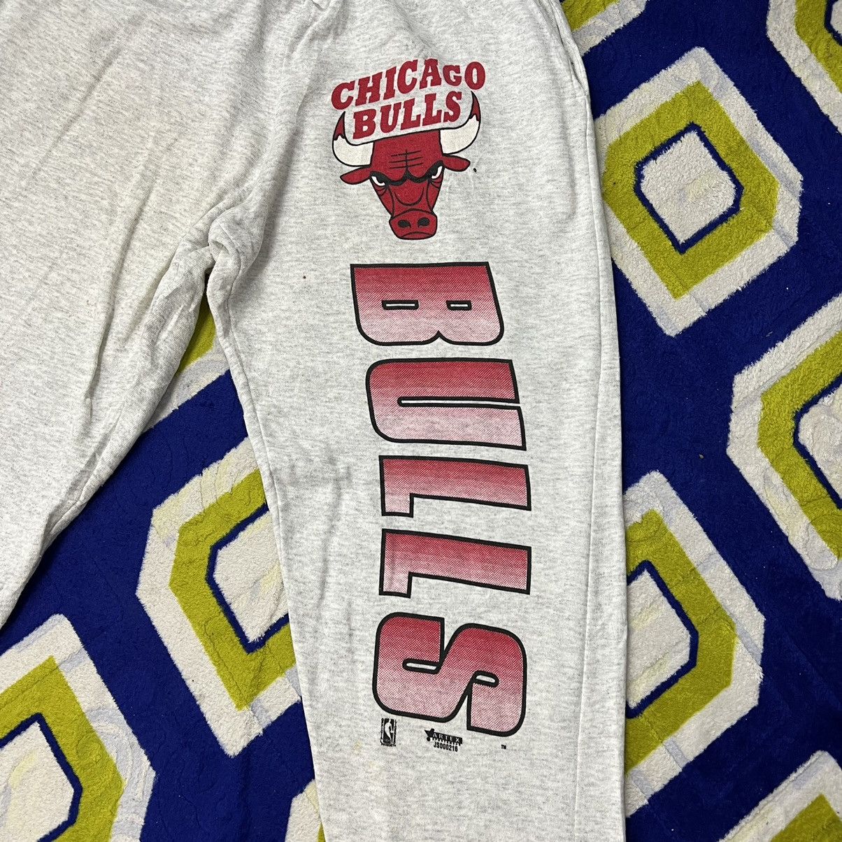 NBA 🔥🔥Chicago Bulls Mickey Jordan x Dennis Rodman Pant Size US 35 - 3 Thumbnail