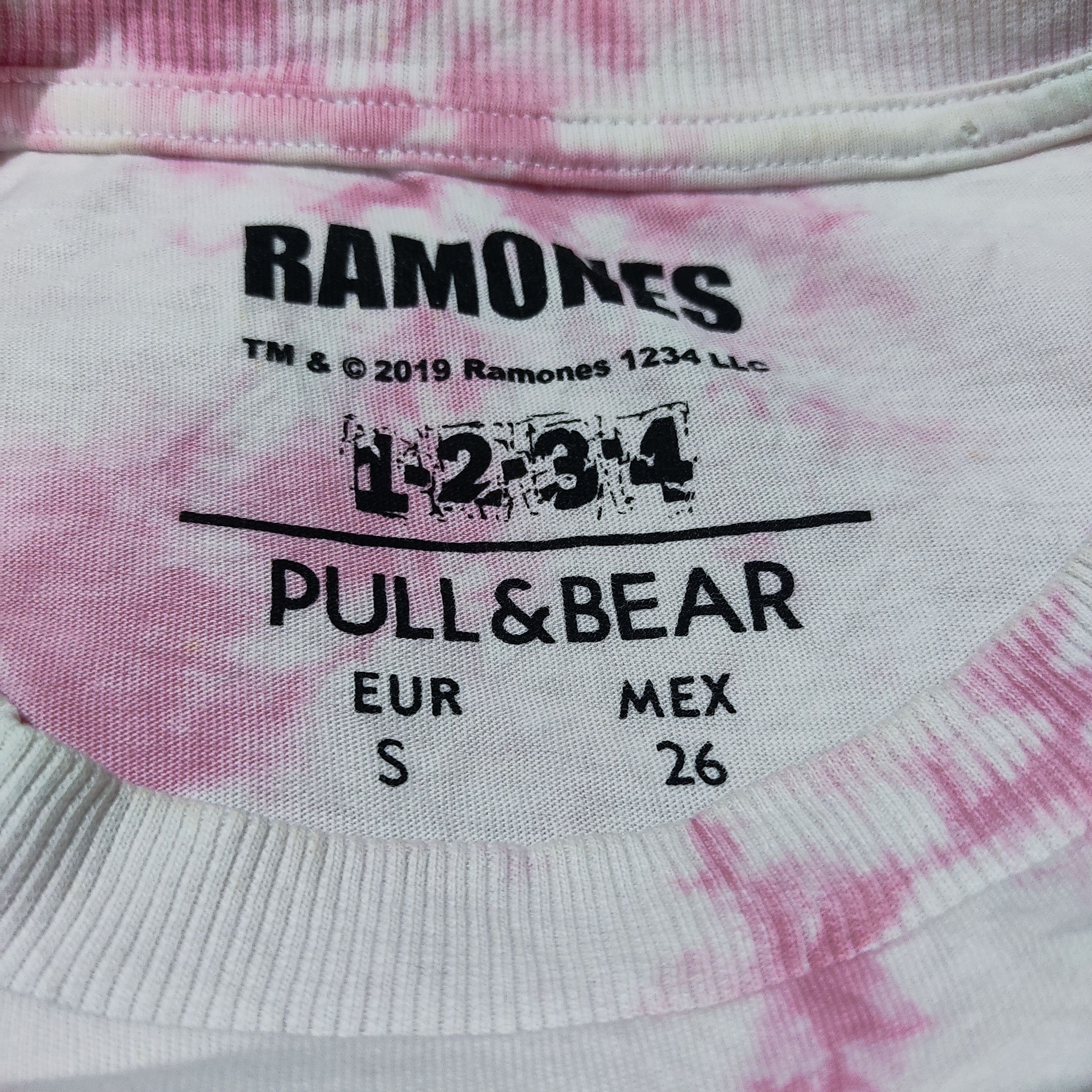 Pull & Bear Pull Bear X Ramones Band Tie Dye T-Shirt Size US M / EU 48-50 / 2 - 3 Thumbnail