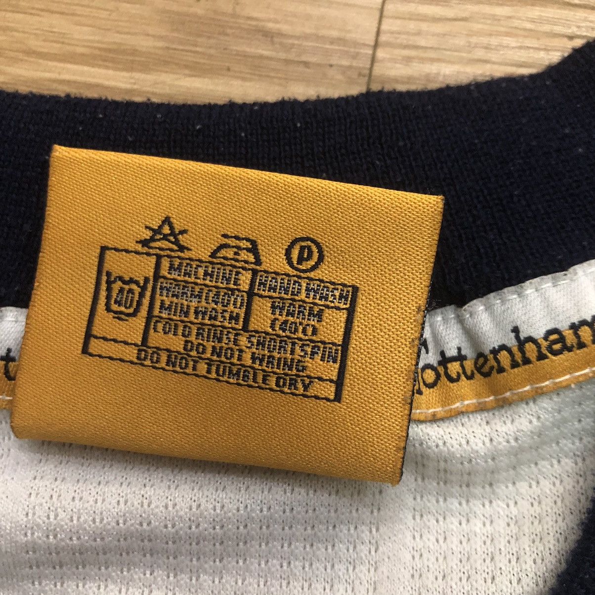 PONY × Vintage Tottenham Hotspur 97/99 home shirt Size US L / EU 52-54 / 3 - 7 Thumbnail