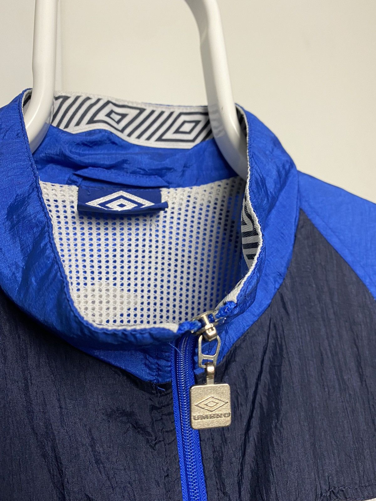 Umbro × Vintage 90s Umbro vintage blue windbreaker jacket Size US L / EU 52-54 / 3 - 4 Thumbnail