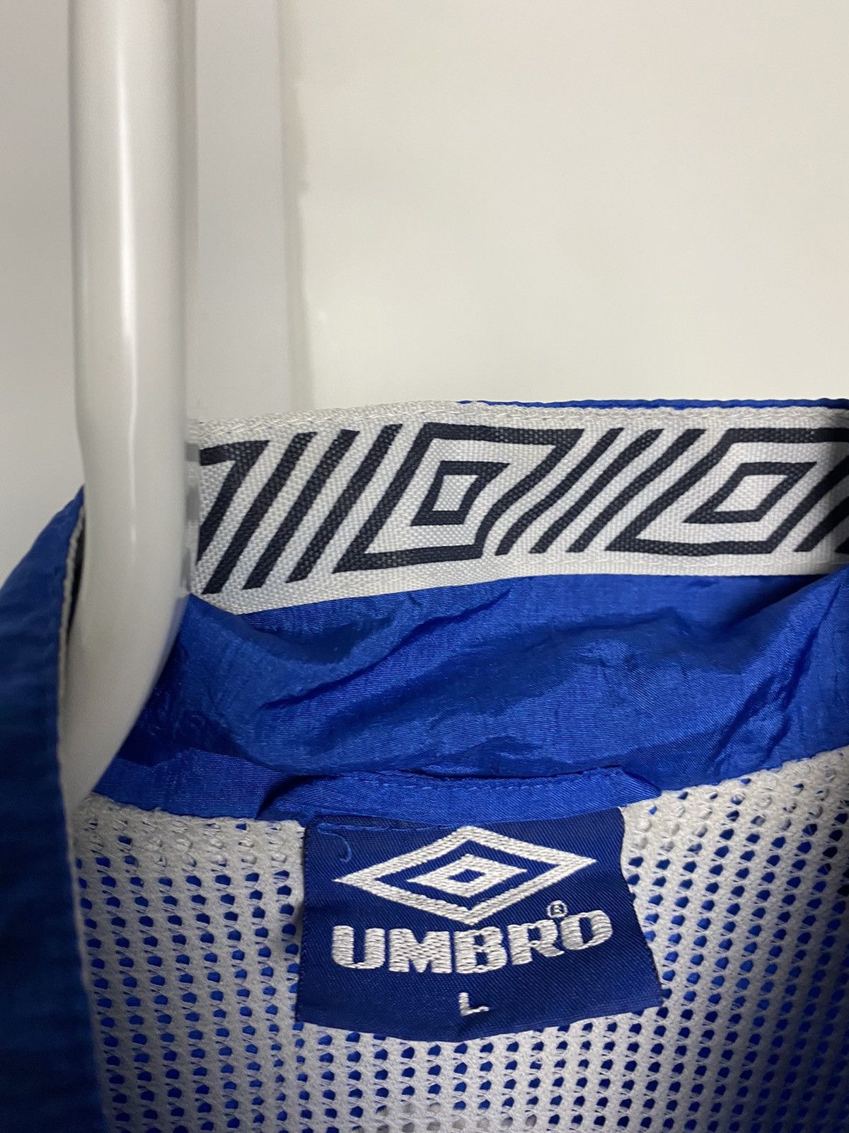 Umbro × Vintage 90s Umbro vintage blue windbreaker jacket Size US L / EU 52-54 / 3 - 3 Thumbnail