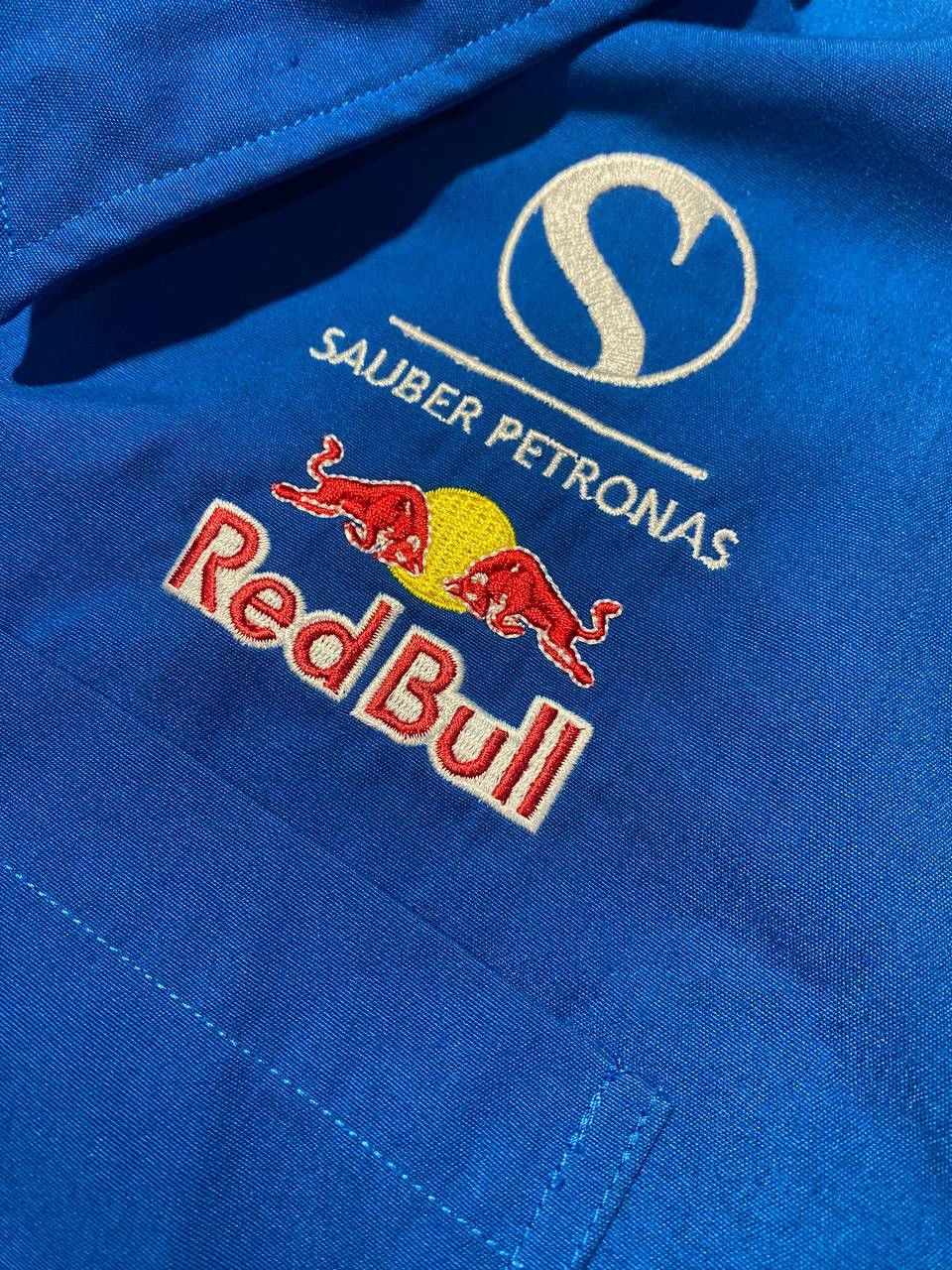 Red Bull × Vintage Vintage Red Bull Sauber Petronas Malaysia Shirt F1 Racing Size US L / EU 52-54 / 3 - 4 Thumbnail