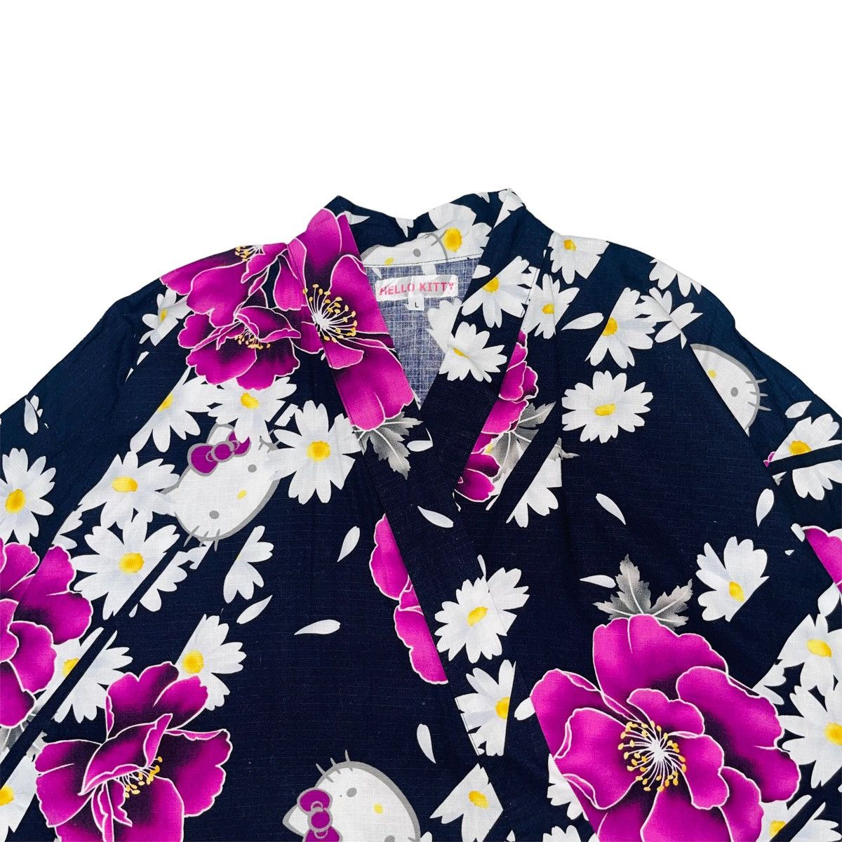 Anime Hello Kitty Floral Cardigan Kimono Size US L / EU 52-54 / 3 - 2 Thumbnail