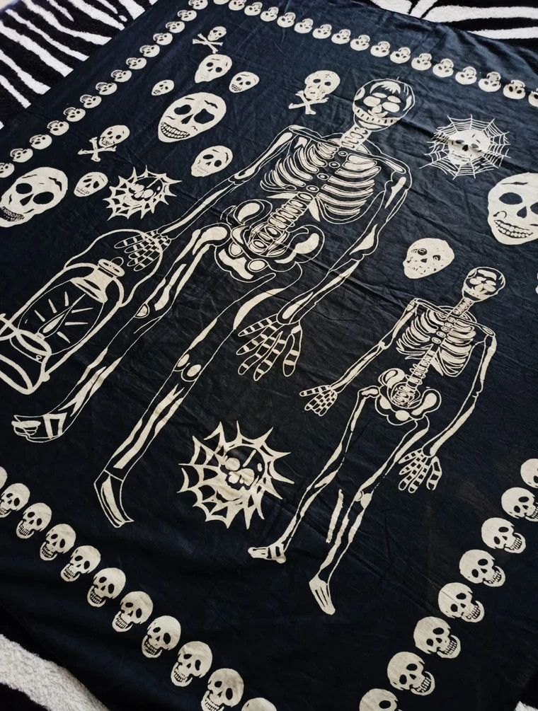 image of Skulls Skull Body Skeleton Bones Black Scarf/bandana, Men's