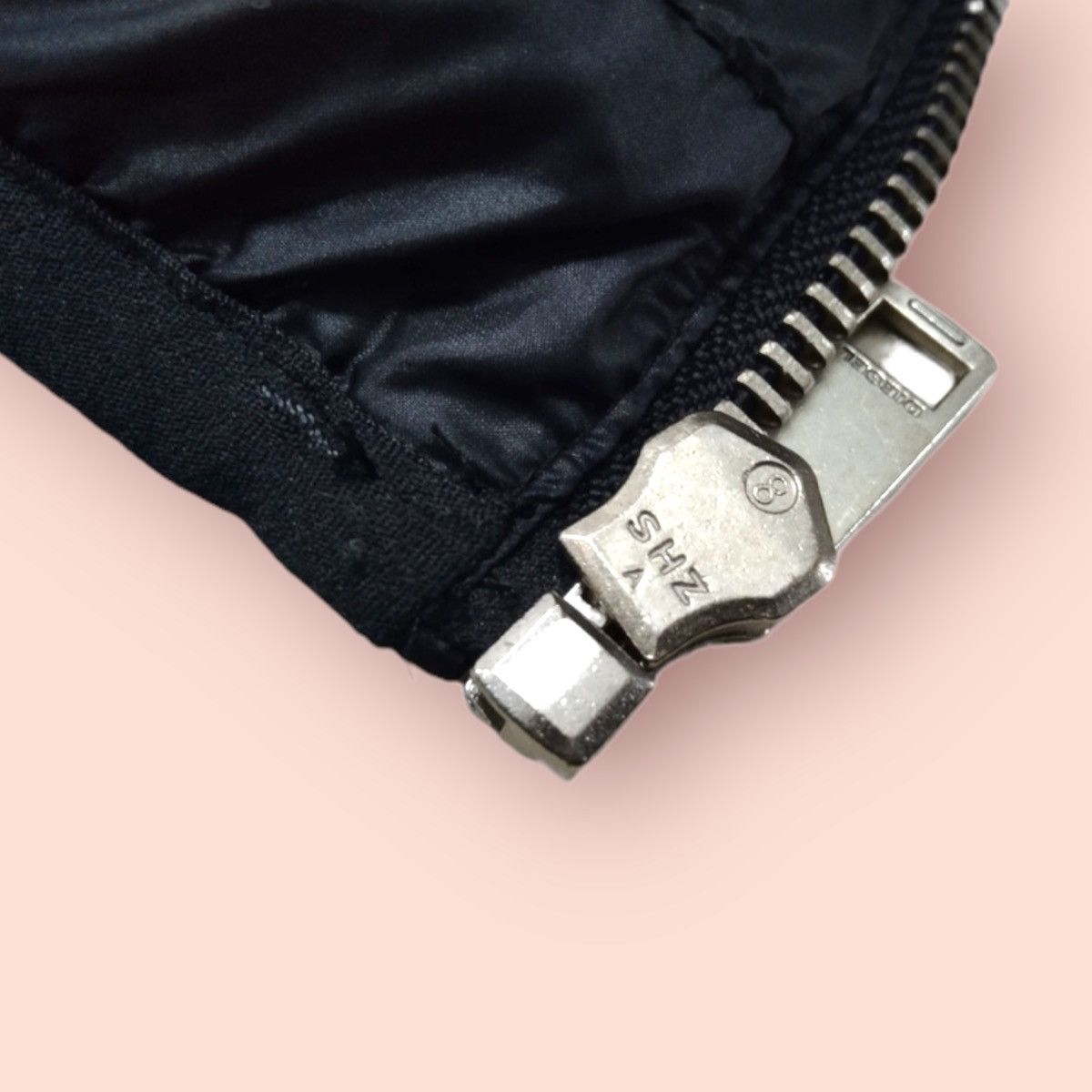 Diesel 🔥DOPE🔥DIESEL PADDED PUFFER HOODIE VEST Size US M / EU 48-50 / 2 - 8 Thumbnail