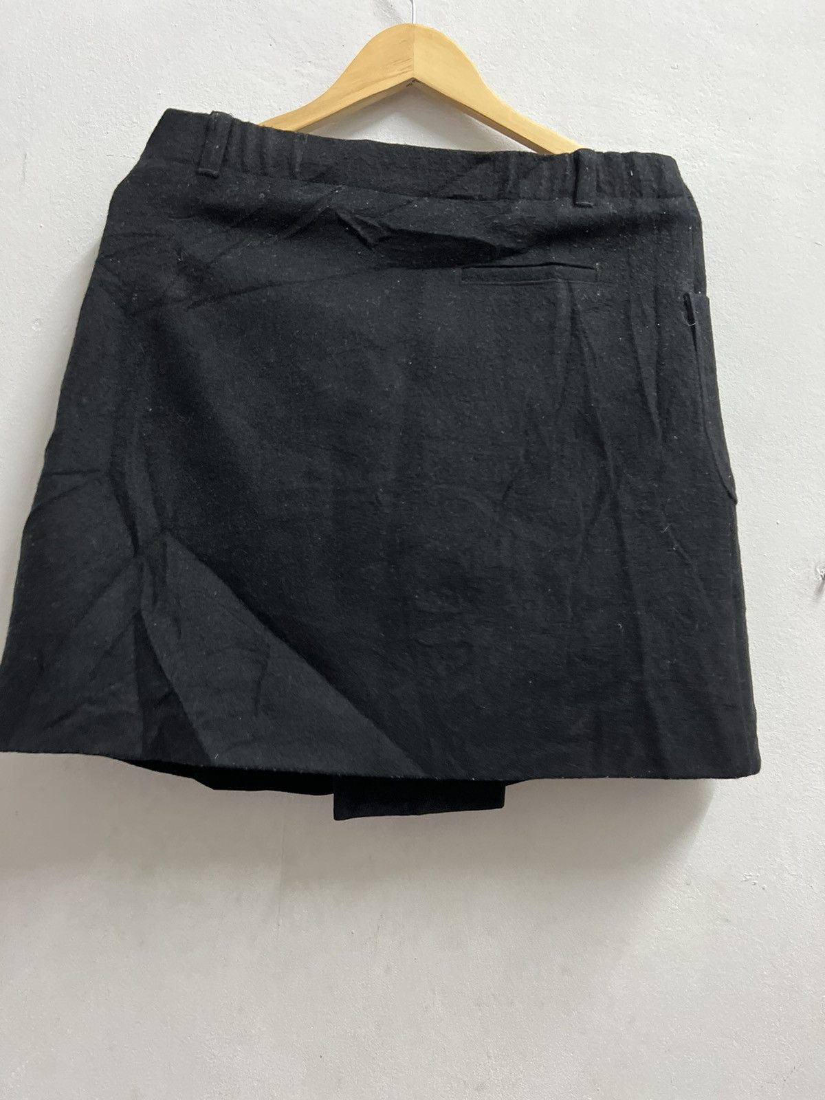 A.P.C. APC black wool midi skirt rare Size 38" / US 16 / IT 52 - 2 Thumbnail