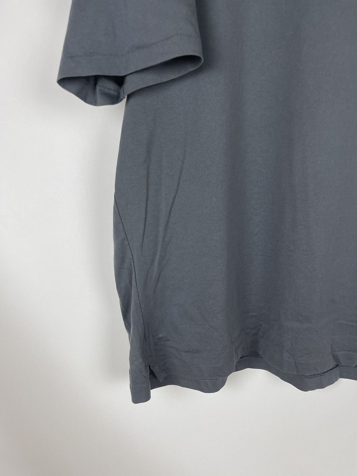 Jil Sander × Uniqlo Jil Sander x Uniqlo dark grey hype hi-fashion tee shirt Size US L / EU 52-54 / 3 - 8 Thumbnail