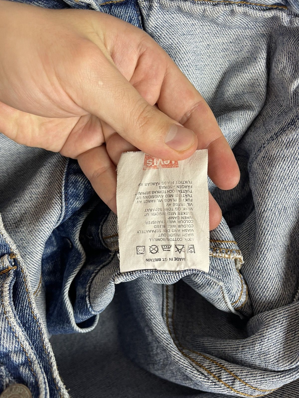 Levi's Levi’s vintage 90s made in Great Britain blue denim jacket Size US S / EU 44-46 / 1 - 14 Thumbnail